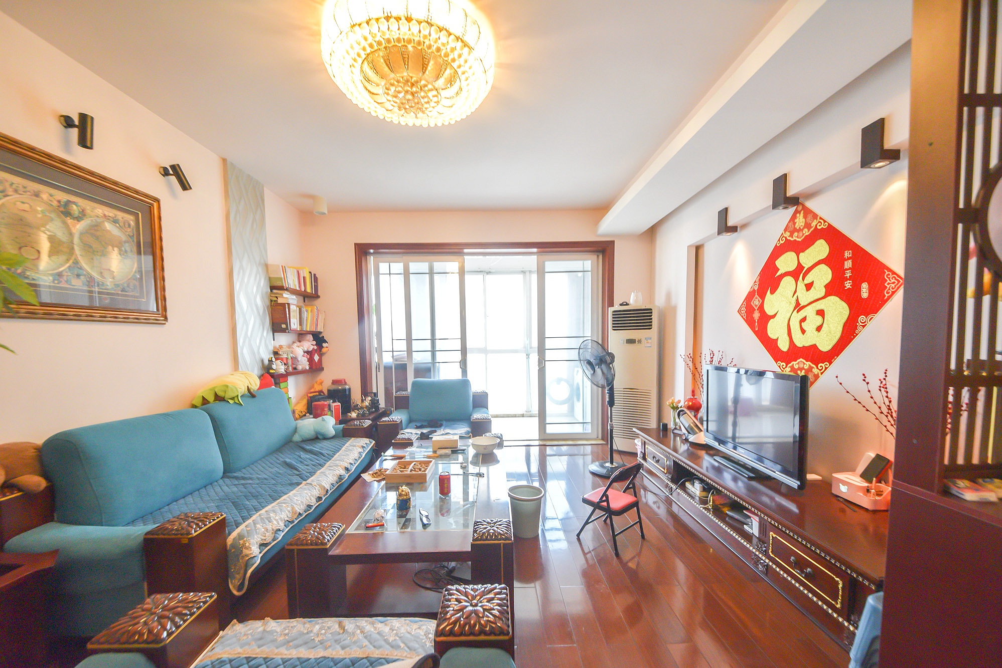 名都凯旋城  3室2厅1卫   120.00万客厅