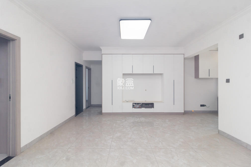 中国铁建国际城二期  3室2厅1卫    55.0万