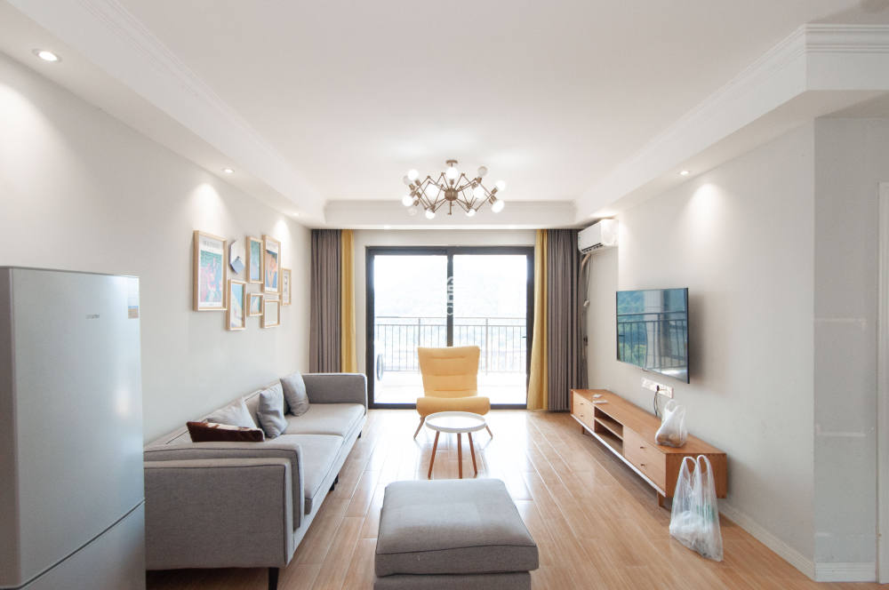 梅溪正荣府  4室2厅2卫    118.0万