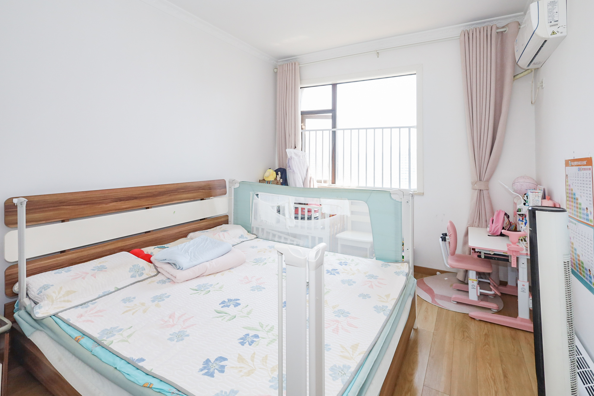 阳光丽城  3室2厅1卫   125.00万卧室