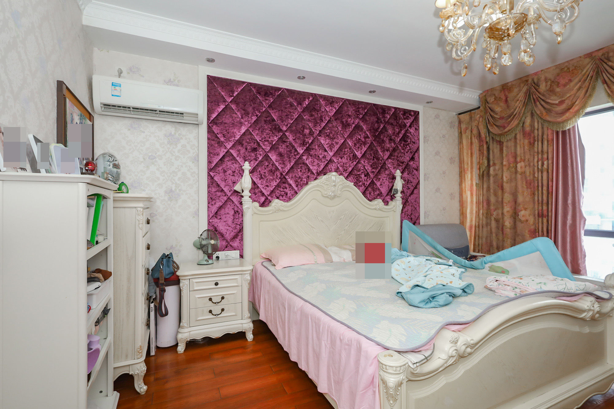 景秀江山  4室2厅2卫    189.0万 景秀江山  4室2厅2卫    189.0万卧室