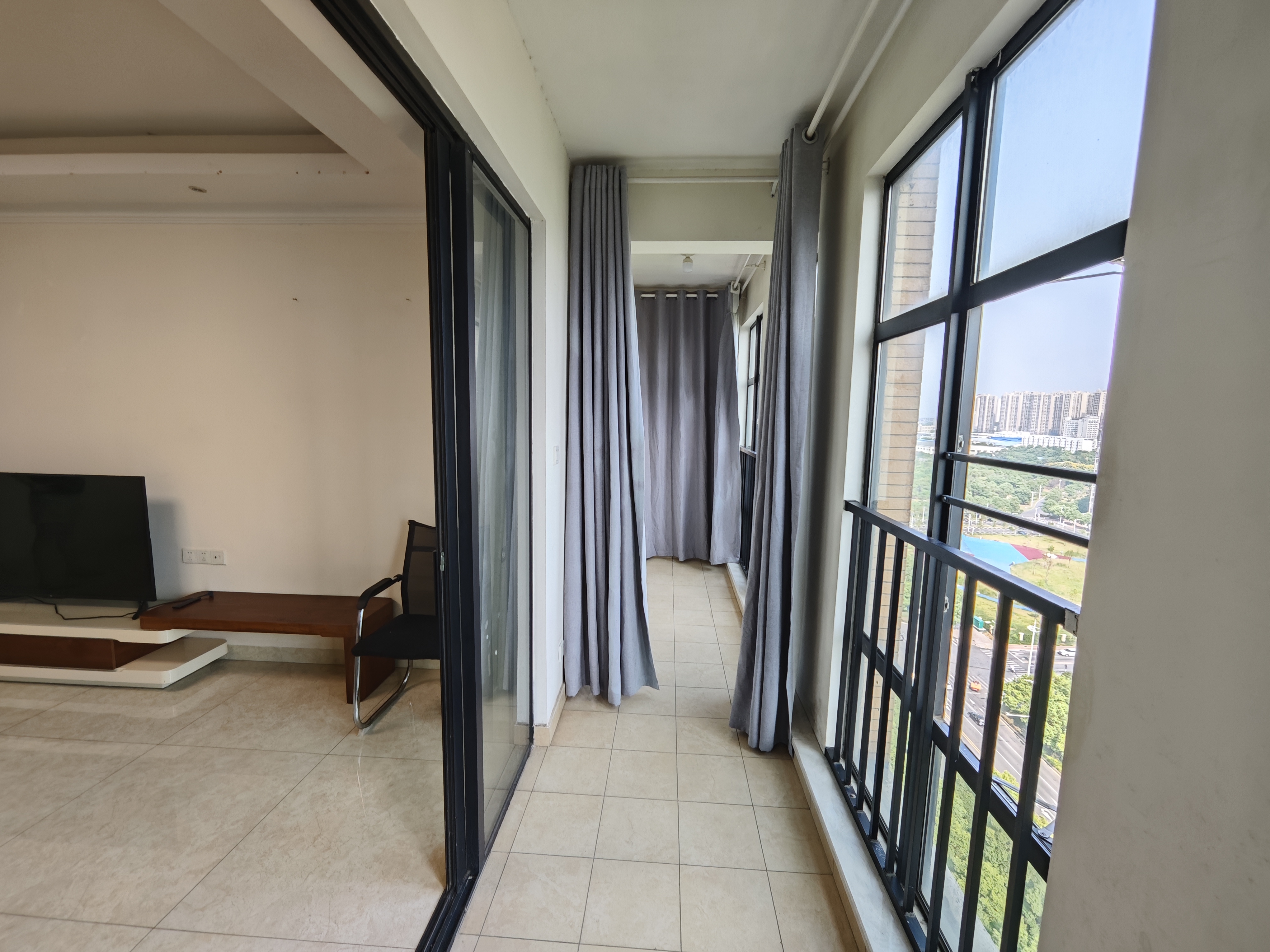 康桥美郡 4室2厅2卫 84.9万 康桥美郡 4室2厅2卫 84.9万室内图