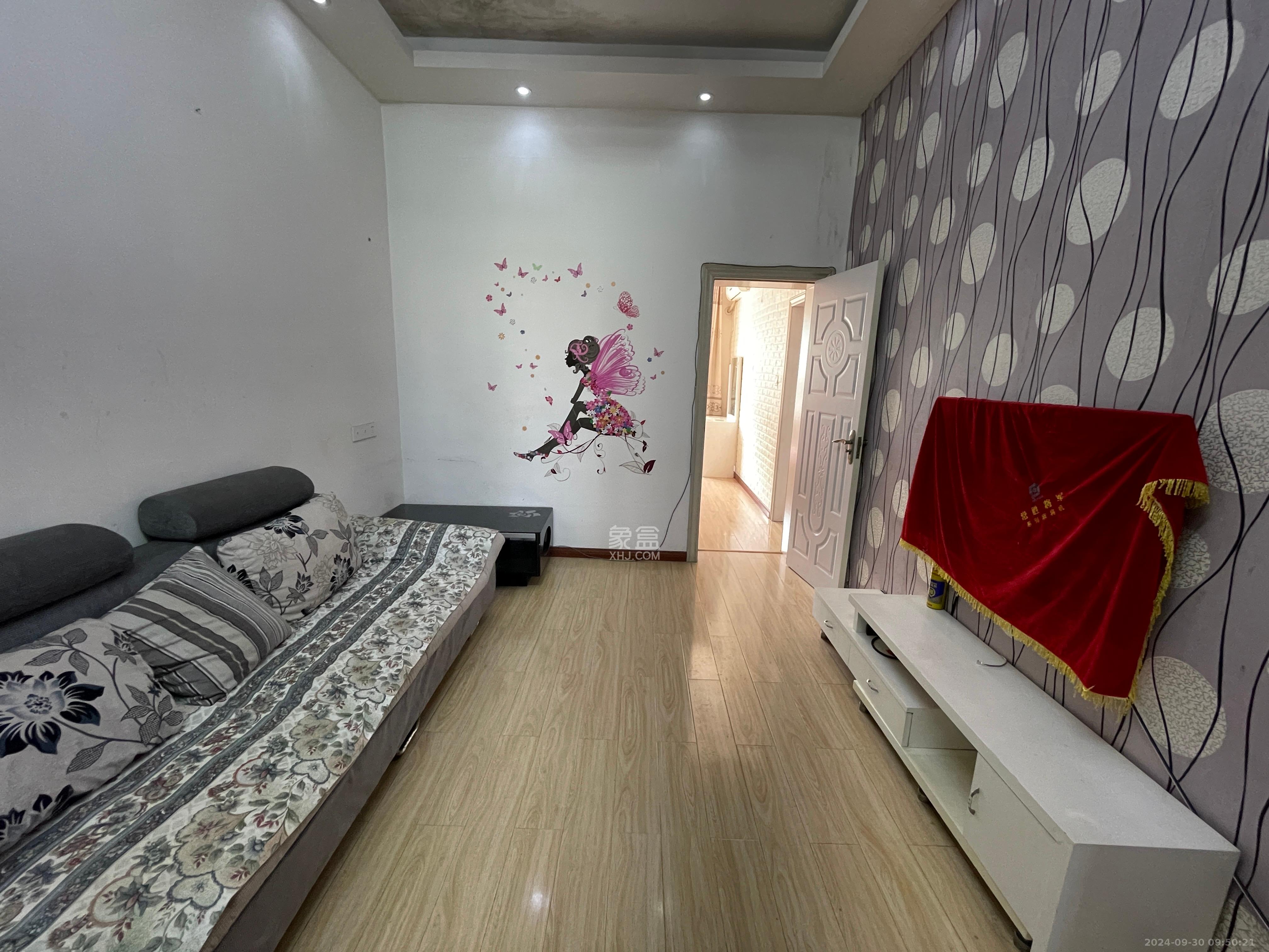 三印宿舍 3室1厅1卫 1400.0元/月 三印宿舍 3室1厅1卫 1400.0元/月室内图