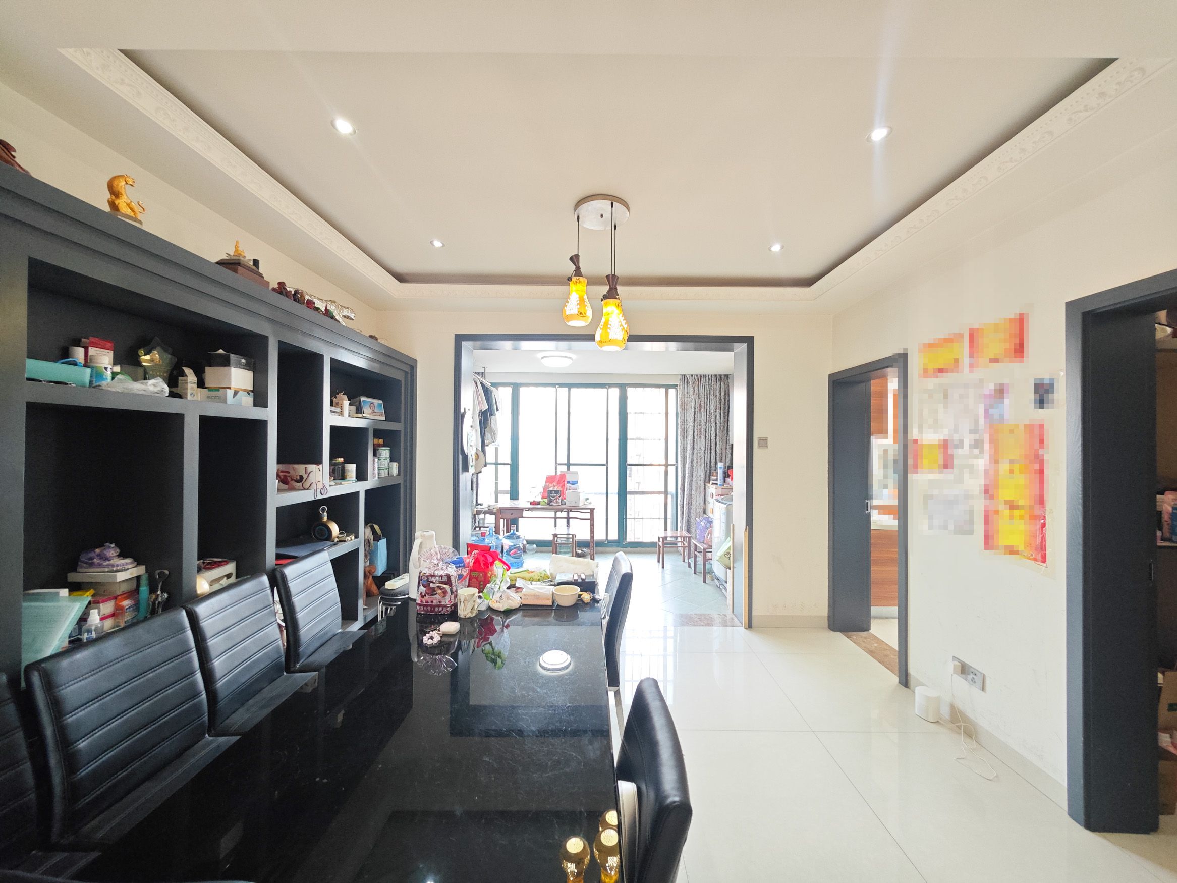 岳泰理想城 4室2厅2卫 110.0万 岳泰理想城 4室2厅2卫 110.0万客厅