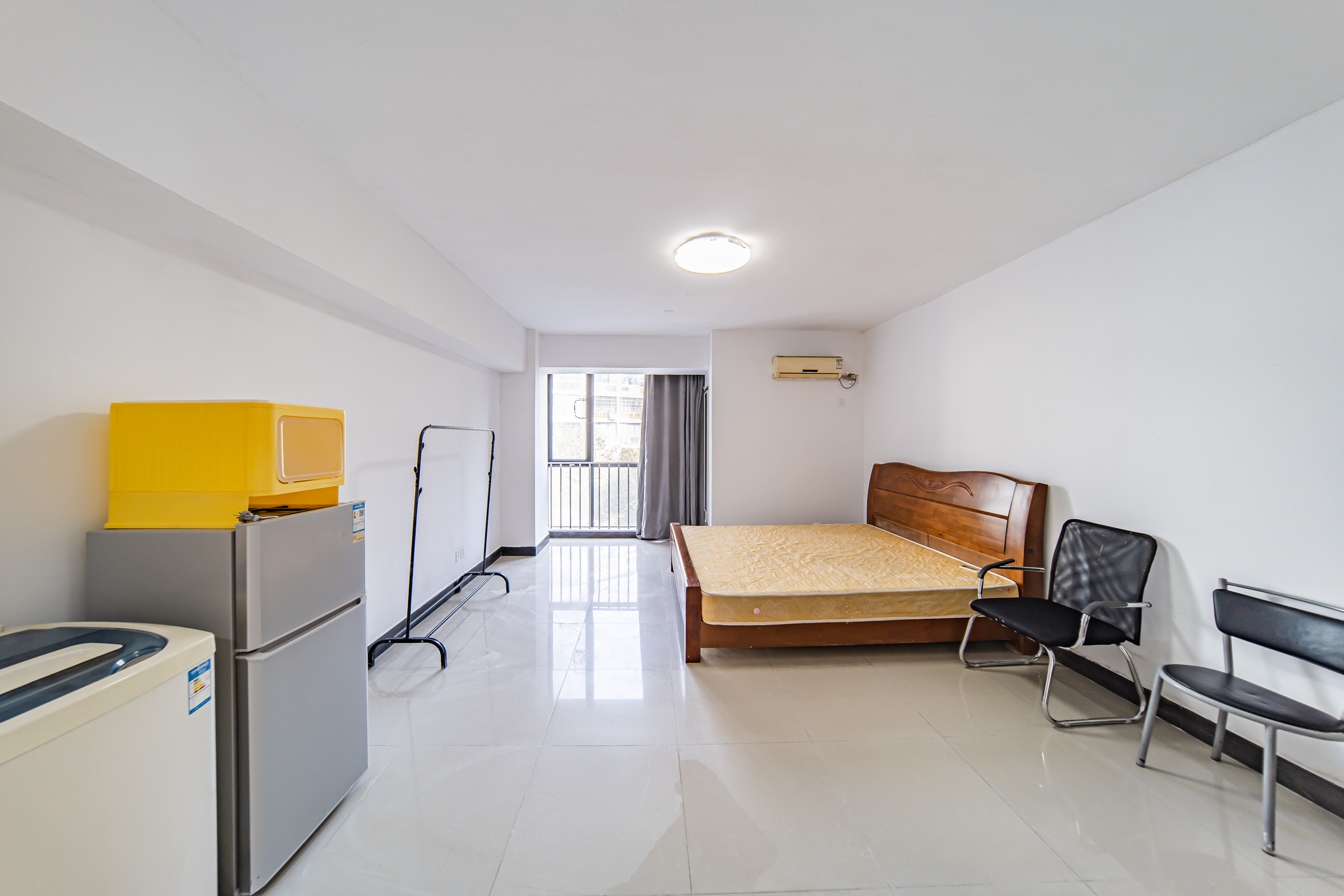 阳光100二期 1室1厅1卫 1300.0元/月 阳光100二期 1室1厅1卫 1300.0元/月户型图