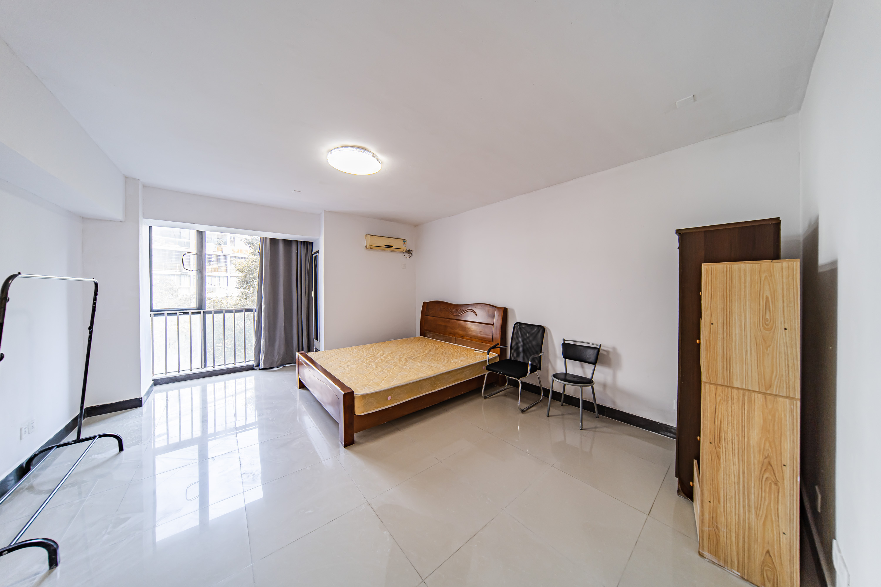 阳光100二期 1室1厅1卫 1300.0元/月 阳光100二期 1室1厅1卫 1300.0元/月户型图