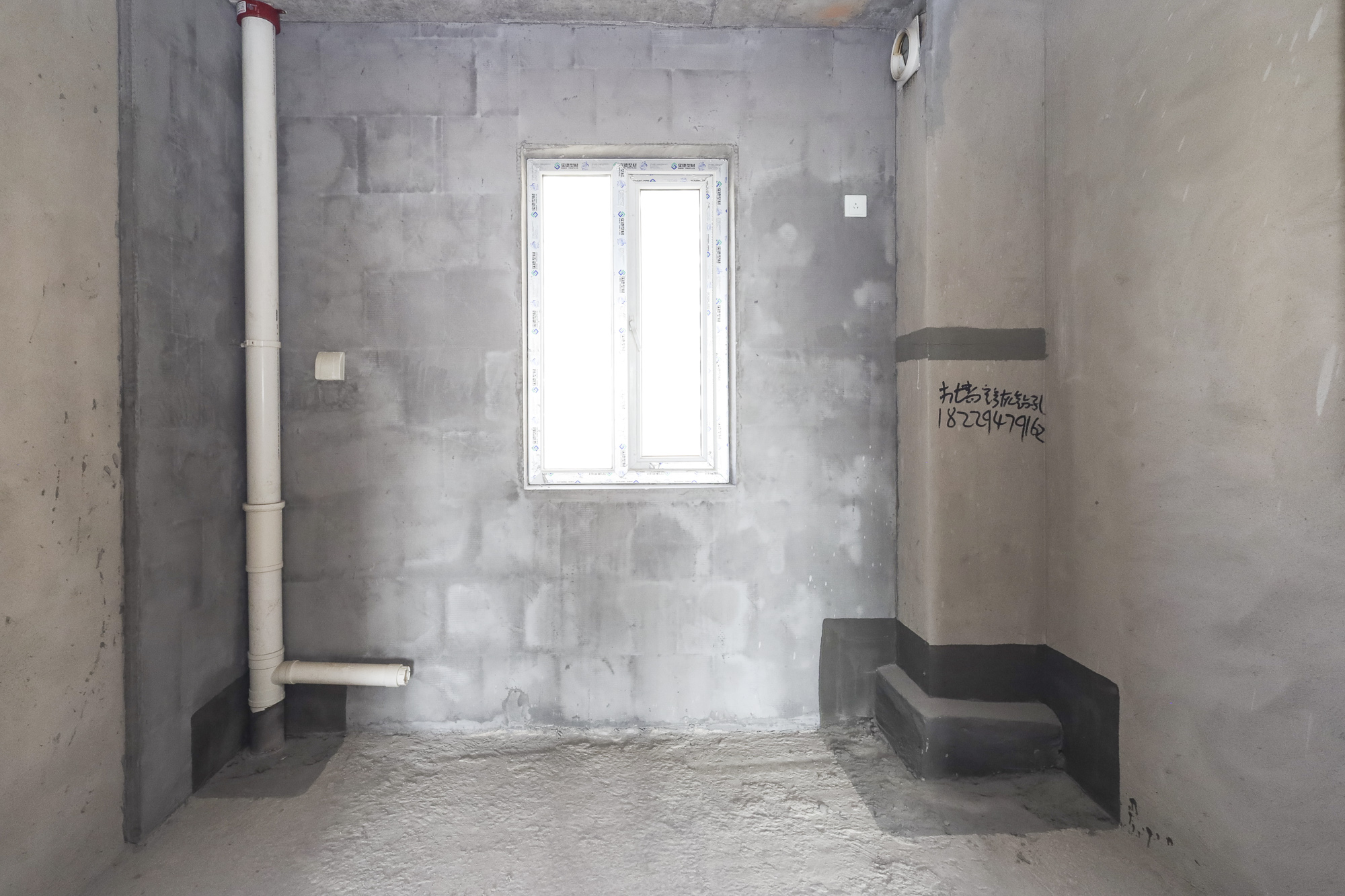 福晟钱隆国际(晟冉景苑) 4室2厅2卫 118.0万 福晟钱隆国际(晟冉景苑) 4室2厅2卫 118.0万厨房