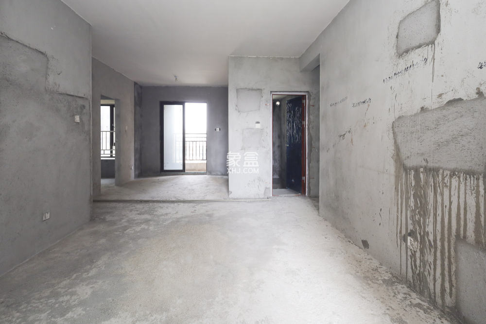 鸿邦国际城  3室2厅2卫    85.0万