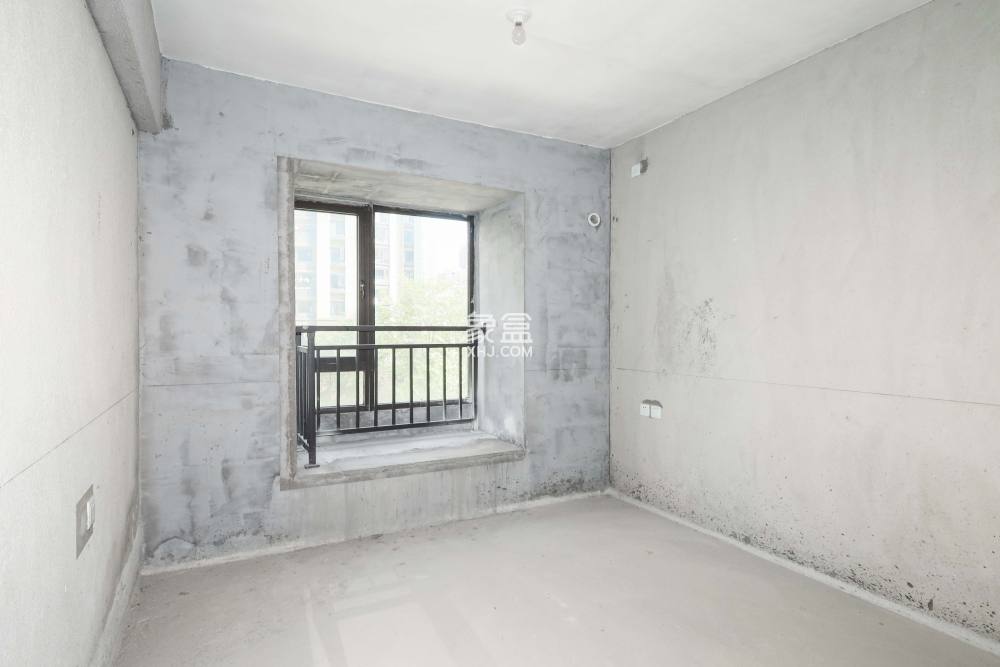 中國(guó)鐵建梅溪青秀三期  4室2廳2衛(wèi)   229.00萬(wàn)
