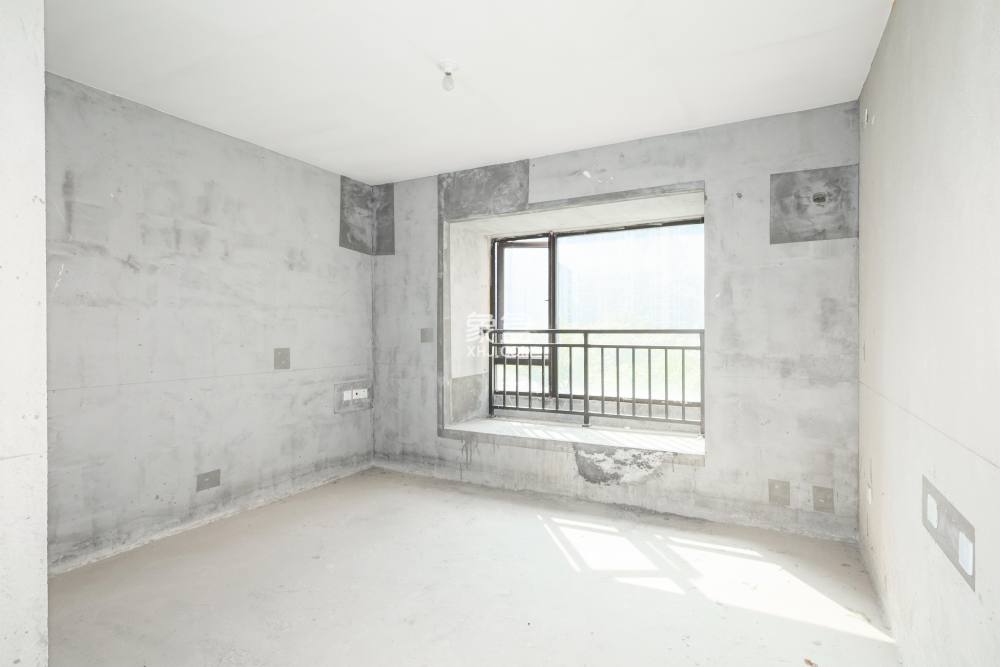 中國(guó)鐵建梅溪青秀三期  4室2廳2衛(wèi)   229.00萬(wàn)