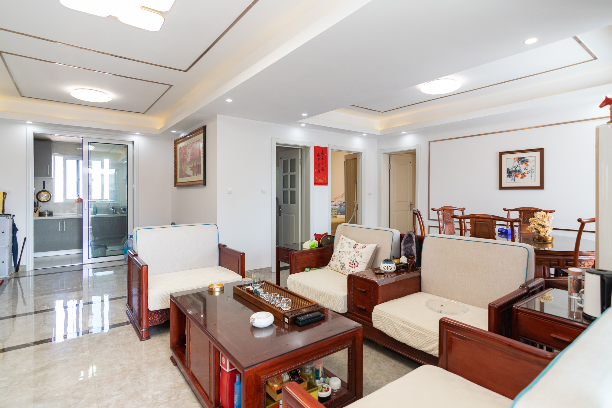 新城国际花都 3室2厅2卫 84.0万 新城国际花都 3室2厅2卫 84.0万客厅