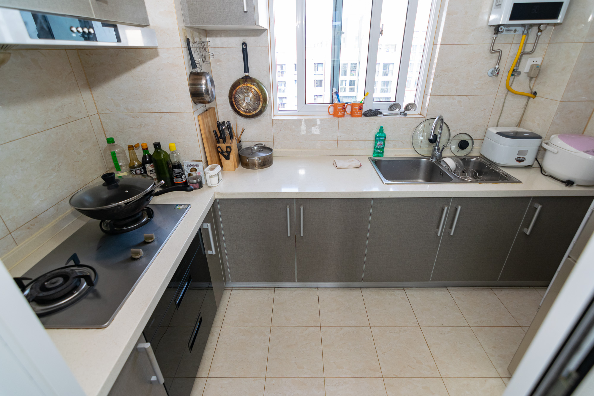 新城国际花都 3室2厅2卫 84.0万 新城国际花都 3室2厅2卫 84.0万厨房