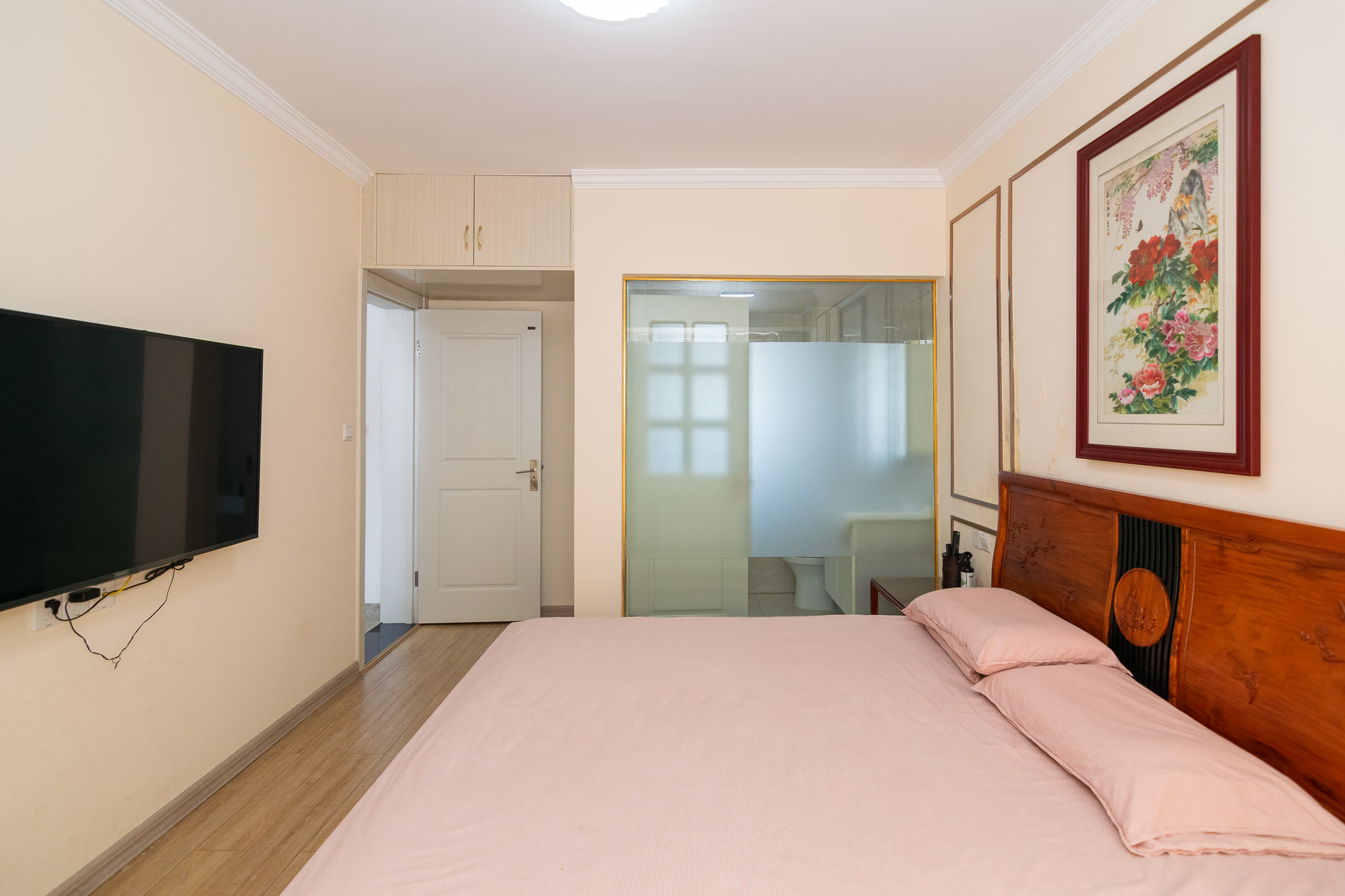 新城国际花都 3室2厅2卫 84.0万 新城国际花都 3室2厅2卫 84.0万卧室