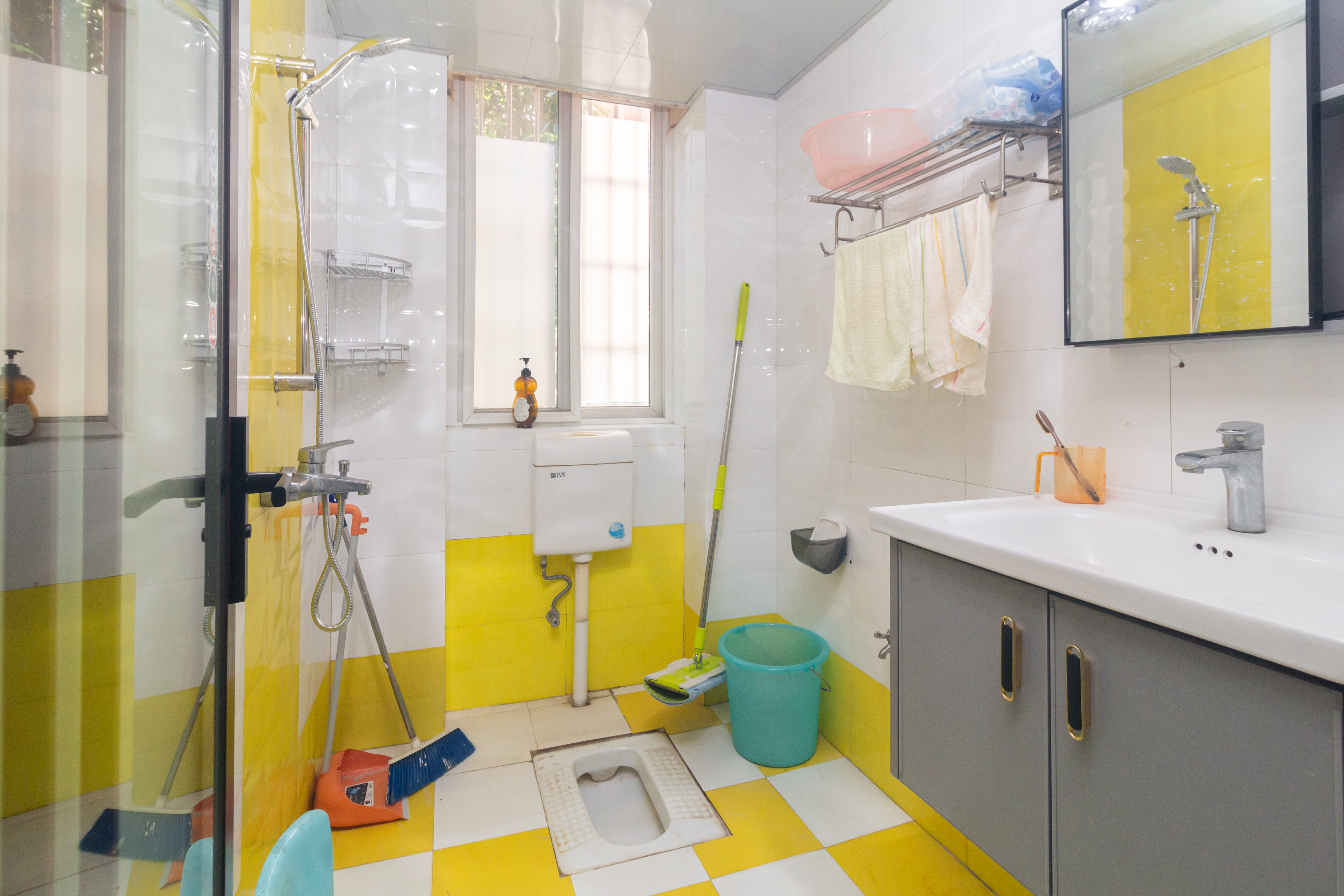 东城名苑 2室2厅1卫 39.8万 东城名苑 2室2厅1卫 39.8万卫生间