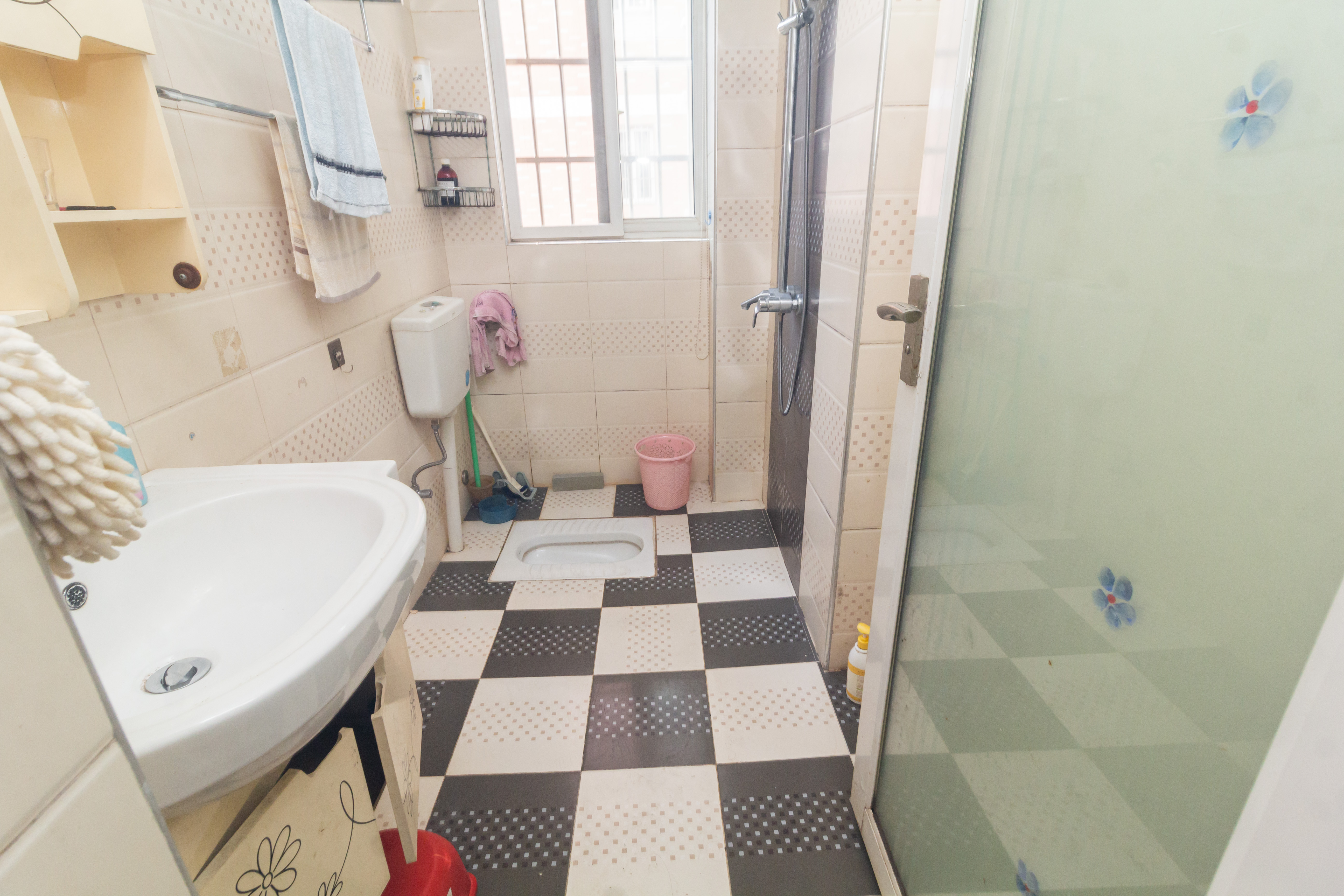 星城国际 1室2厅1卫 45.8万 星城国际 1室2厅1卫 45.8万卫生间