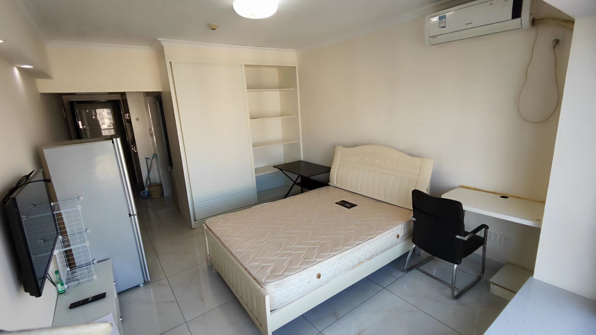 美的城三期  1室1厅1卫    16.8万 美的城三期  1室1厅1卫    16.8万室内图