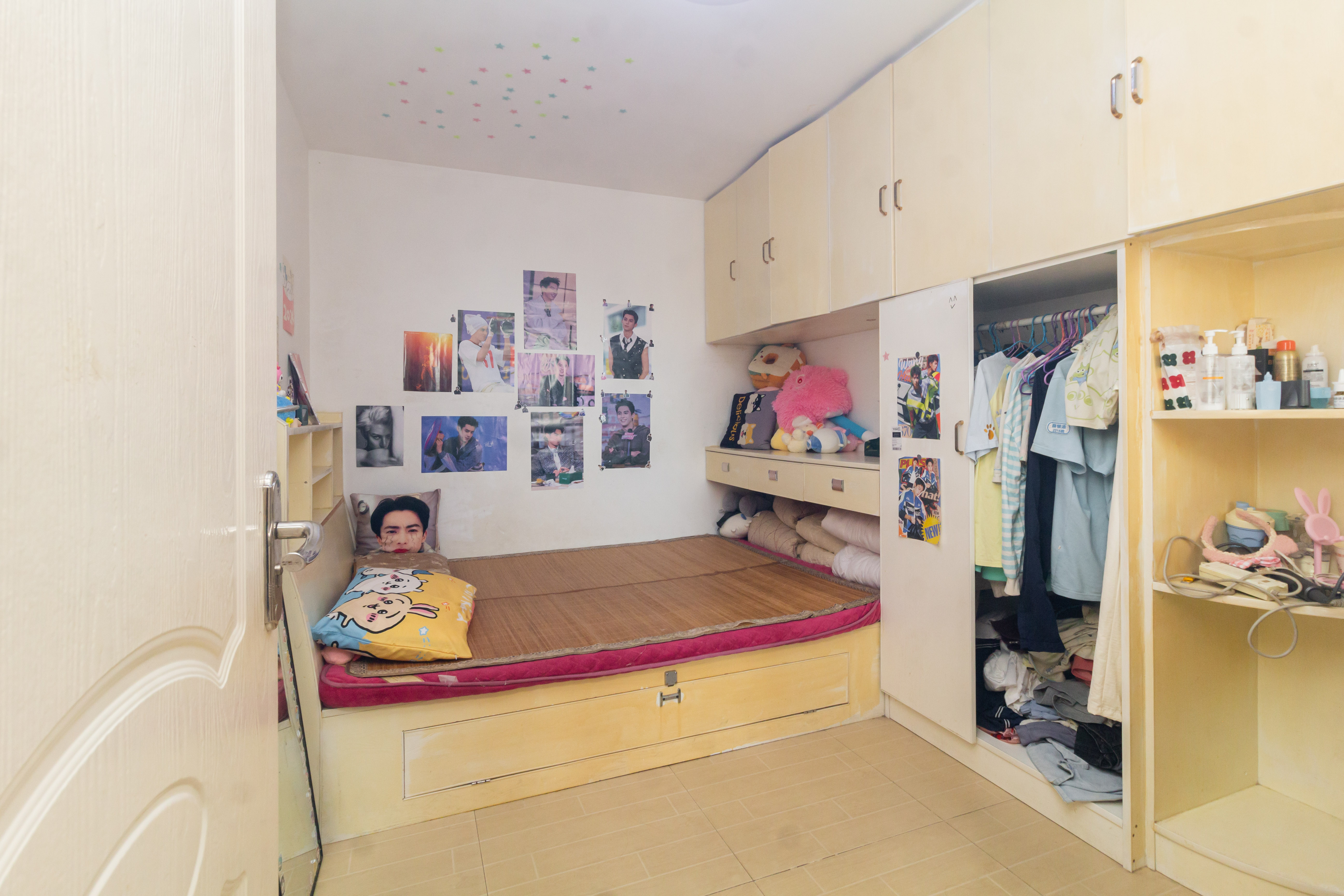 中国铁建国际城二期 2室2厅1卫 53.8万 中国铁建国际城二期 2室2厅1卫 53.8万卧室