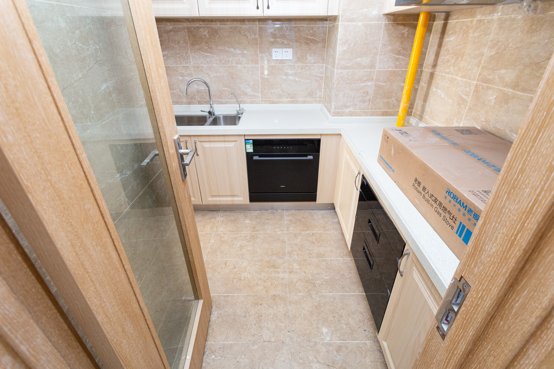 万润滨江天著 3室2厅2卫 139.8万 万润滨江天著 3室2厅2卫 139.8万厨房