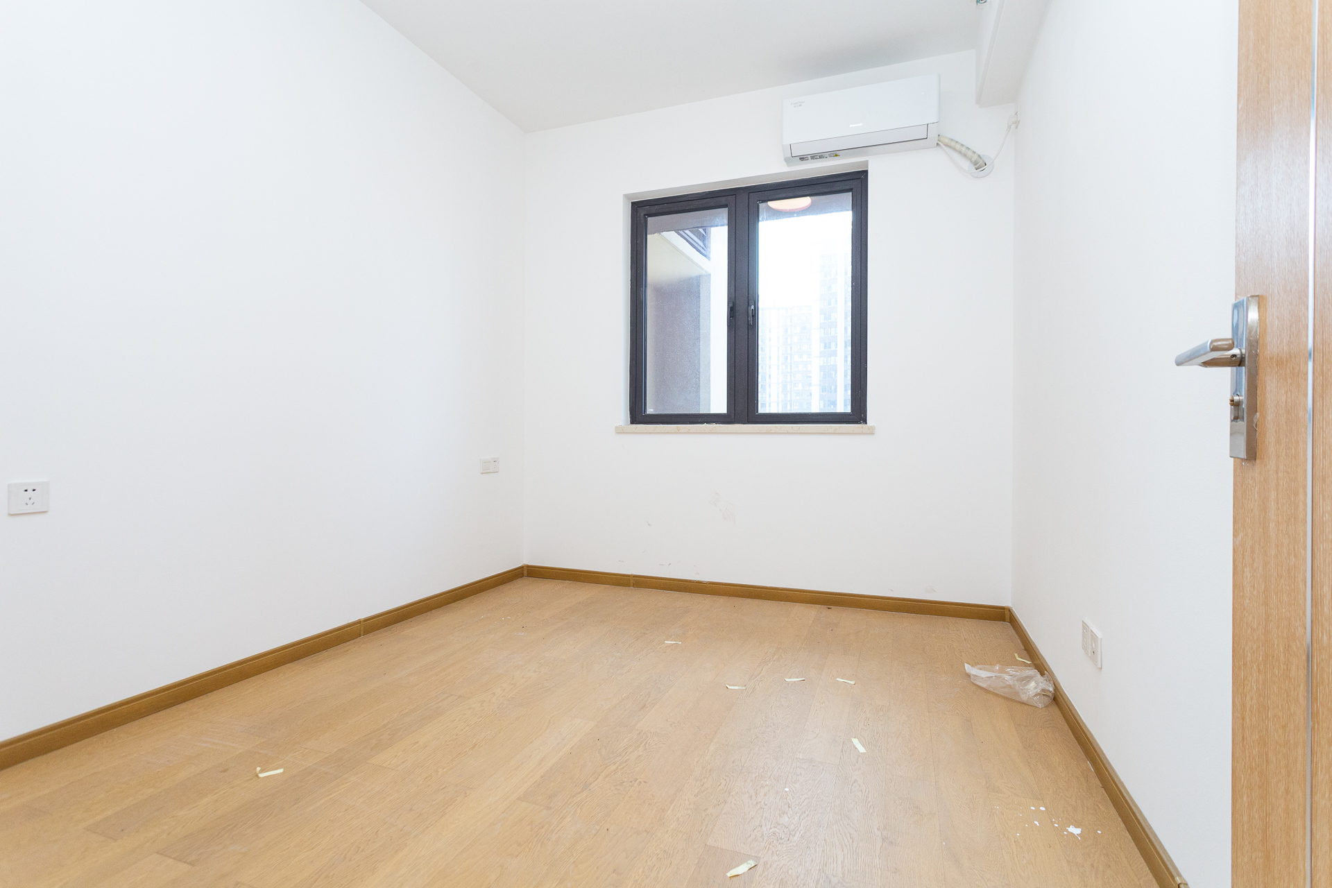 万润滨江天著 3室2厅2卫 139.8万 万润滨江天著 3室2厅2卫 139.8万卧室