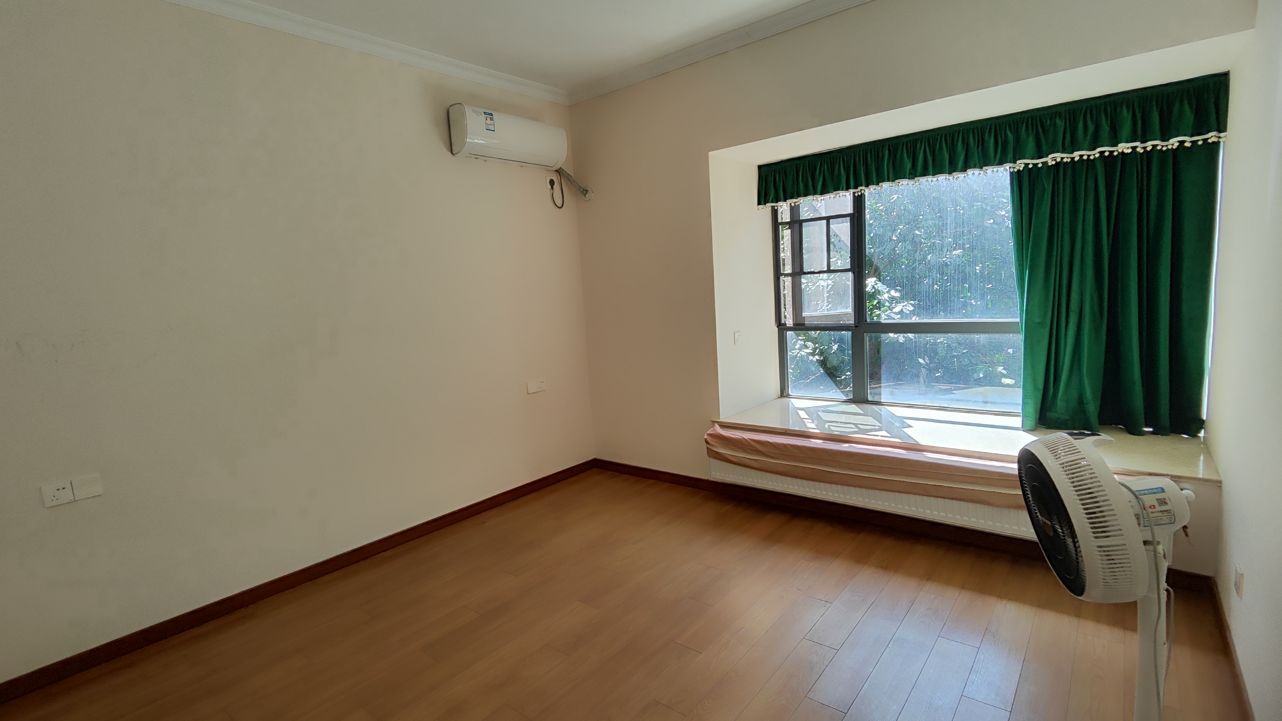 美的城一期 2室2厅2卫 59.8万 美的城一期 2室2厅2卫 59.8万室内图