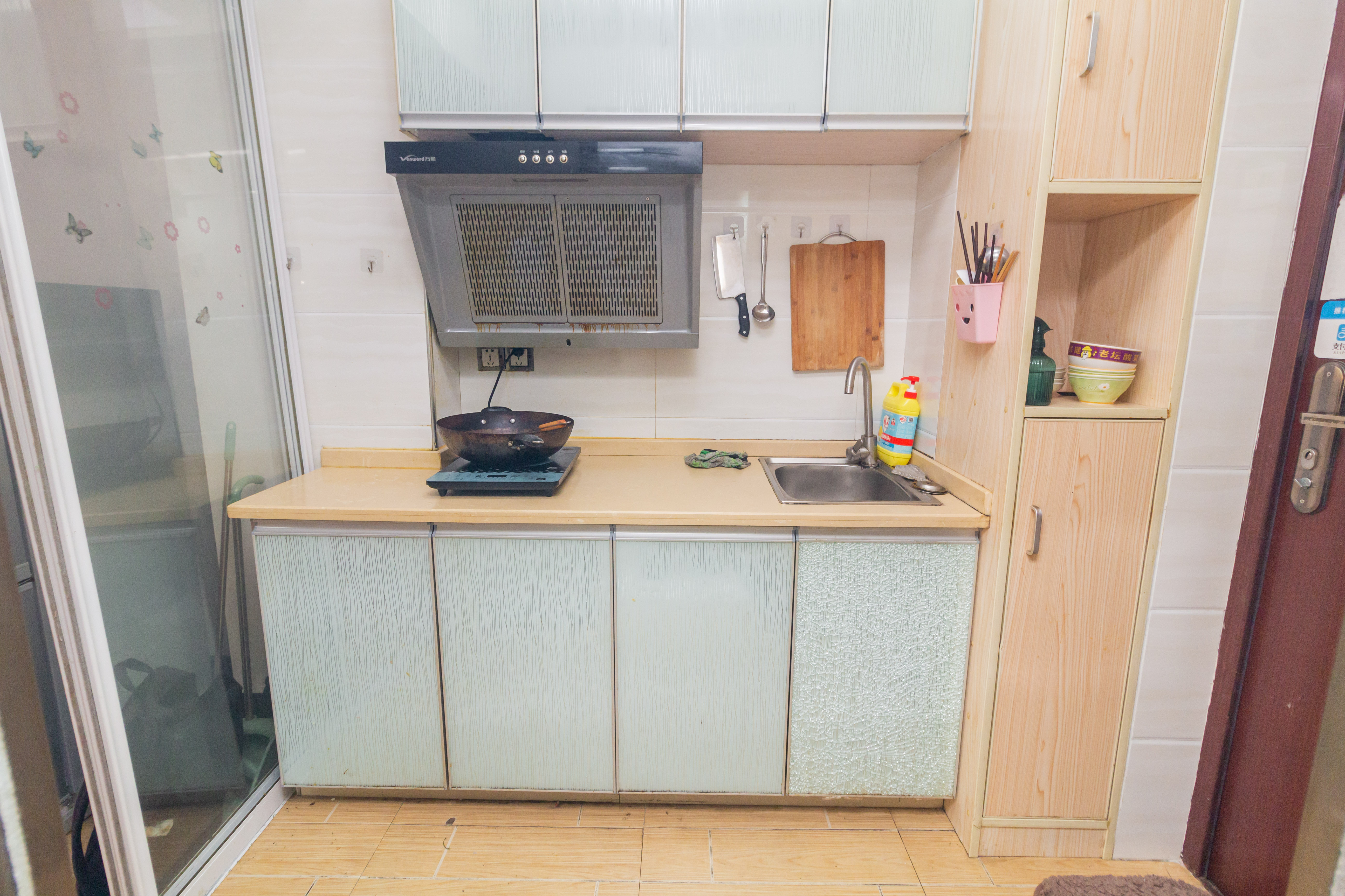 昌和商业中心/昌和国际 1室1厅1卫 18.8万 昌和商业中心/昌和国际 1室1厅1卫 18.8万厨房