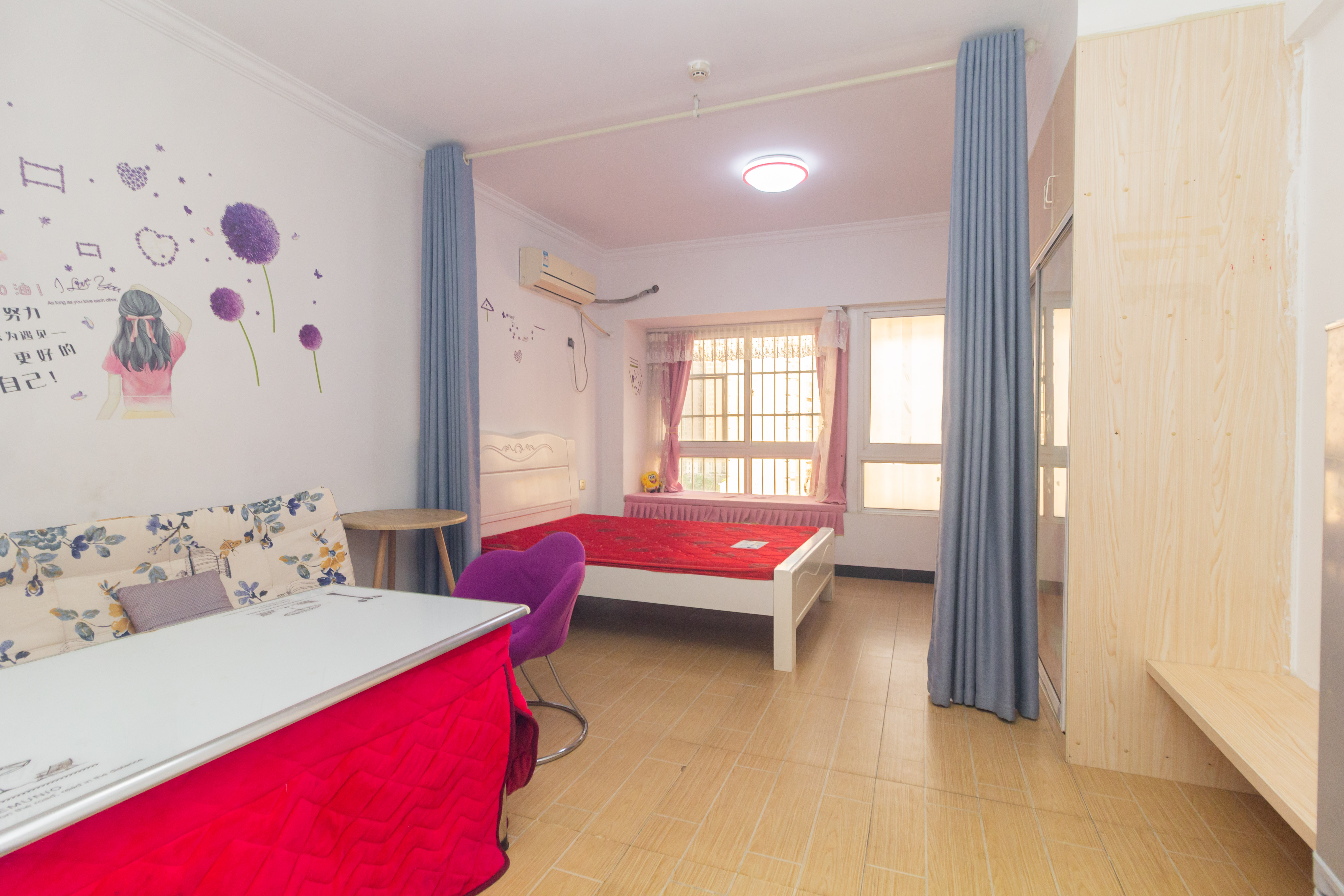 昌和商业中心/昌和国际  1室1厅1卫    18.8万客厅