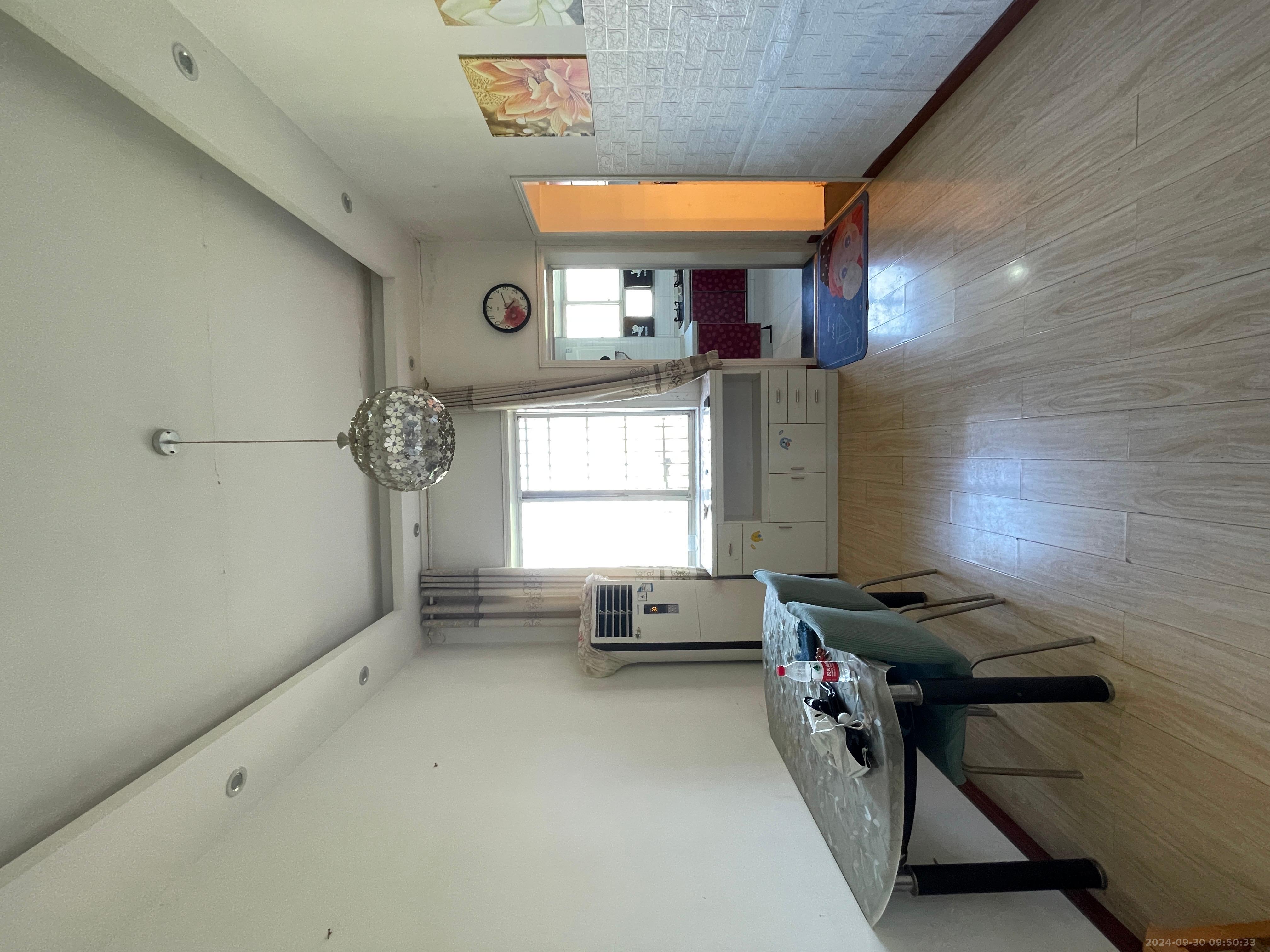 三印宿舍 3室1厅1卫 1400.0元/月 三印宿舍 3室1厅1卫 1400.0元/月室内图