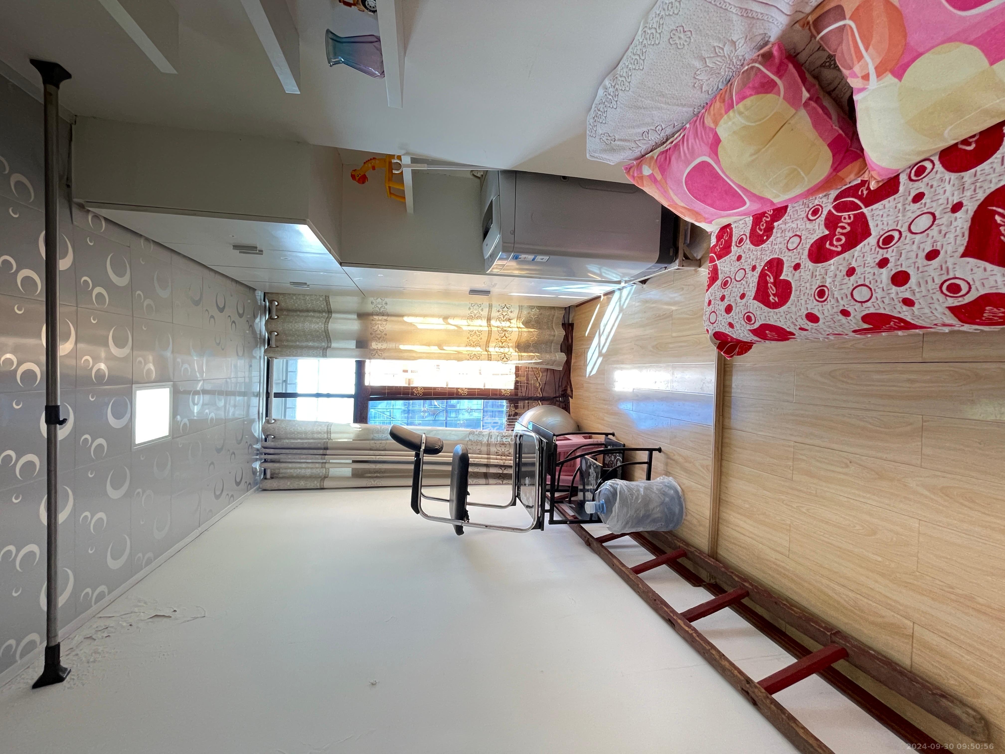 三印宿舍 3室1厅1卫 1400.0元/月 三印宿舍 3室1厅1卫 1400.0元/月室内图