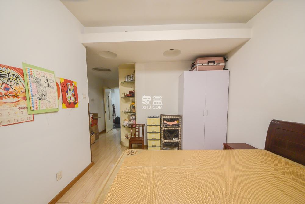 格藍(lán)康都  3室2廳1衛(wèi)   170.00萬