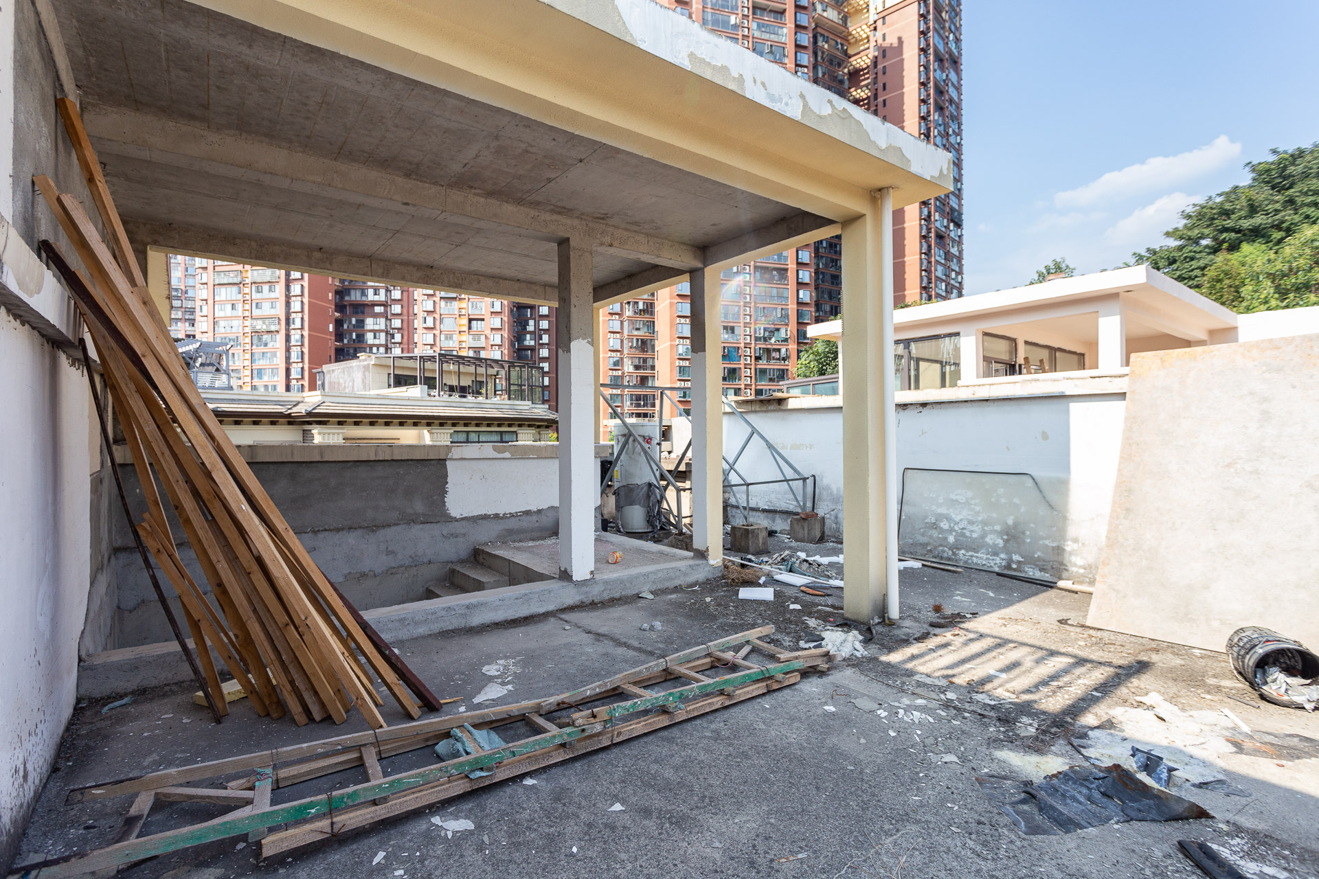 龙湖璟宸原著(龙湖紫宸)  4室2厅3卫    338.0万 龙湖璟宸原著(龙湖紫宸)  4室2厅3卫    338.0万阳台