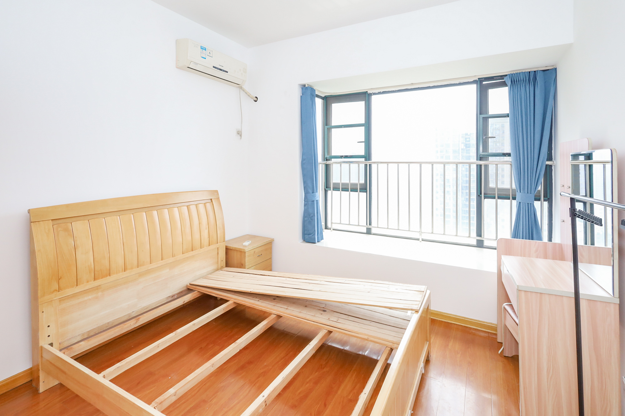 钰龙天下一期 2室2厅1卫 190.0万 钰龙天下一期 2室2厅1卫 190.0万卧室