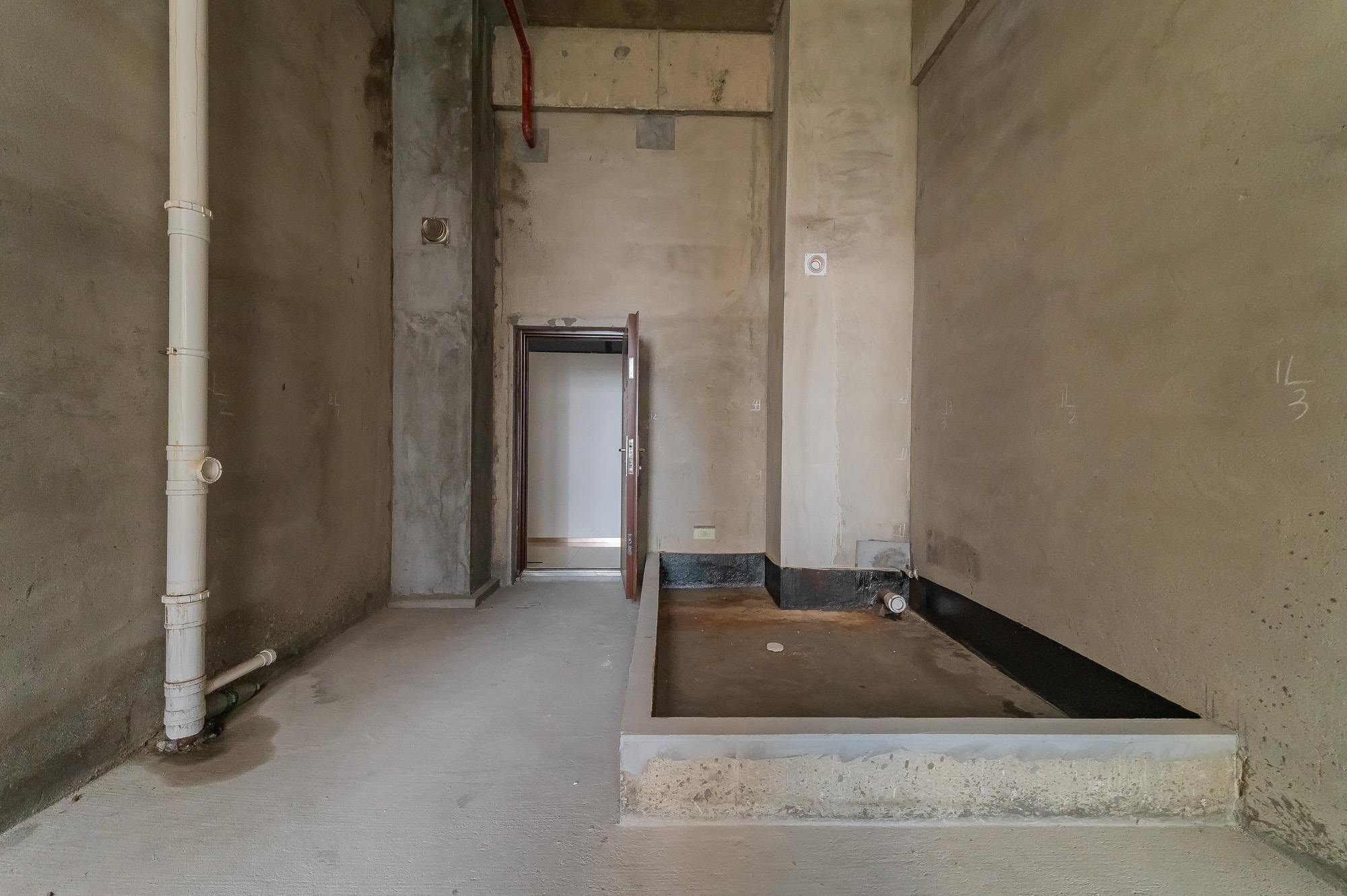 华润置地广场二期  1室1厅1卫    32.0万 华润置地广场二期  1室1厅1卫    32.0万其他