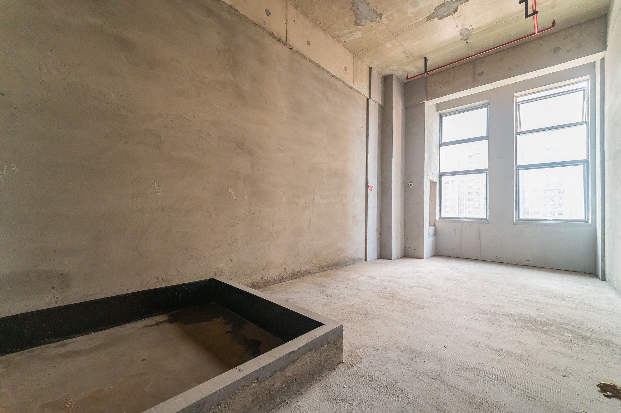 华润置地广场二期  1室1厅1卫    32.0万 华润置地广场二期  1室1厅1卫    32.0万其他