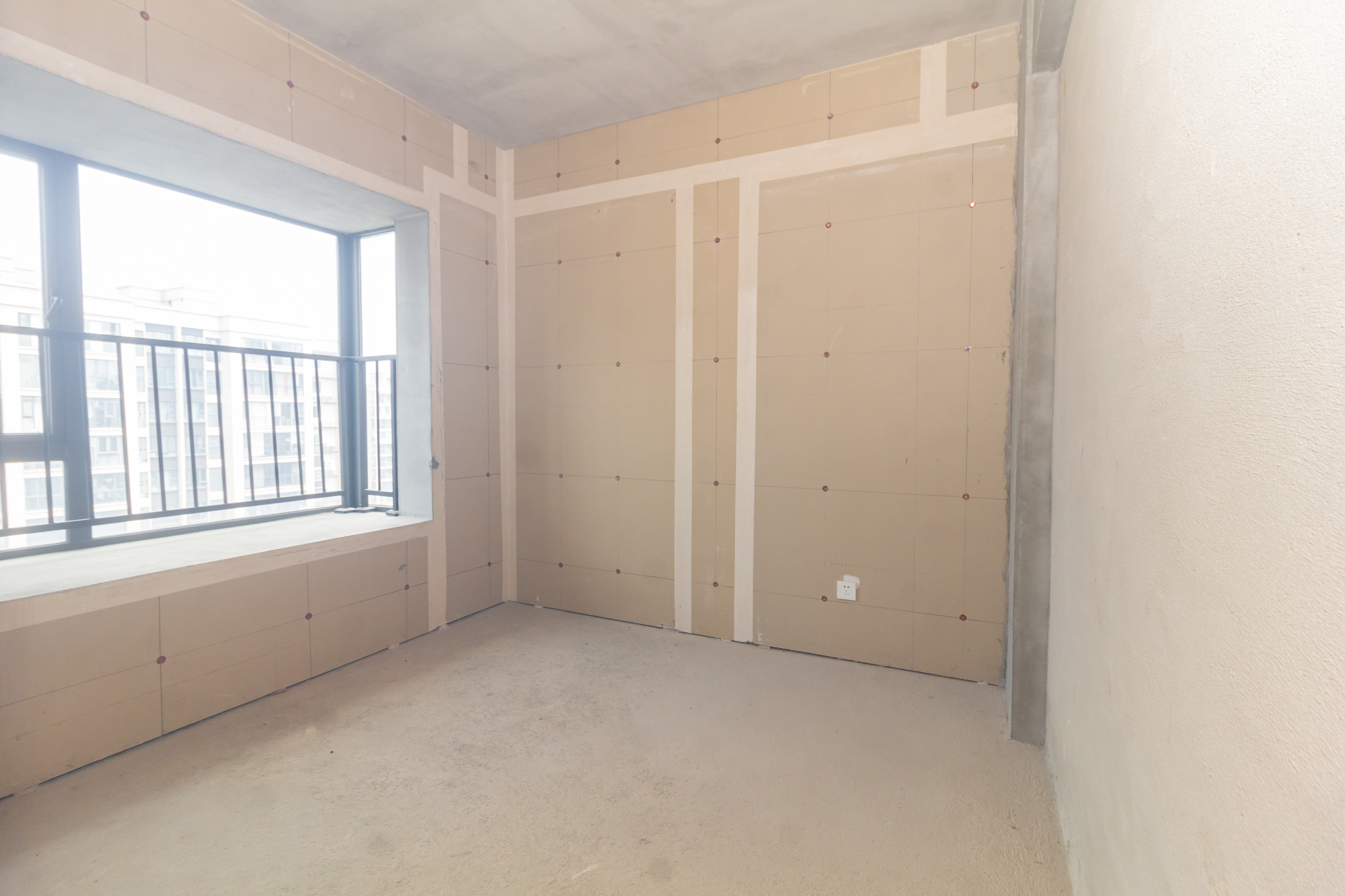 日盛湖湘花苑 3室2厅2卫 98.0万 日盛湖湘花苑 3室2厅2卫 98.0万卧室