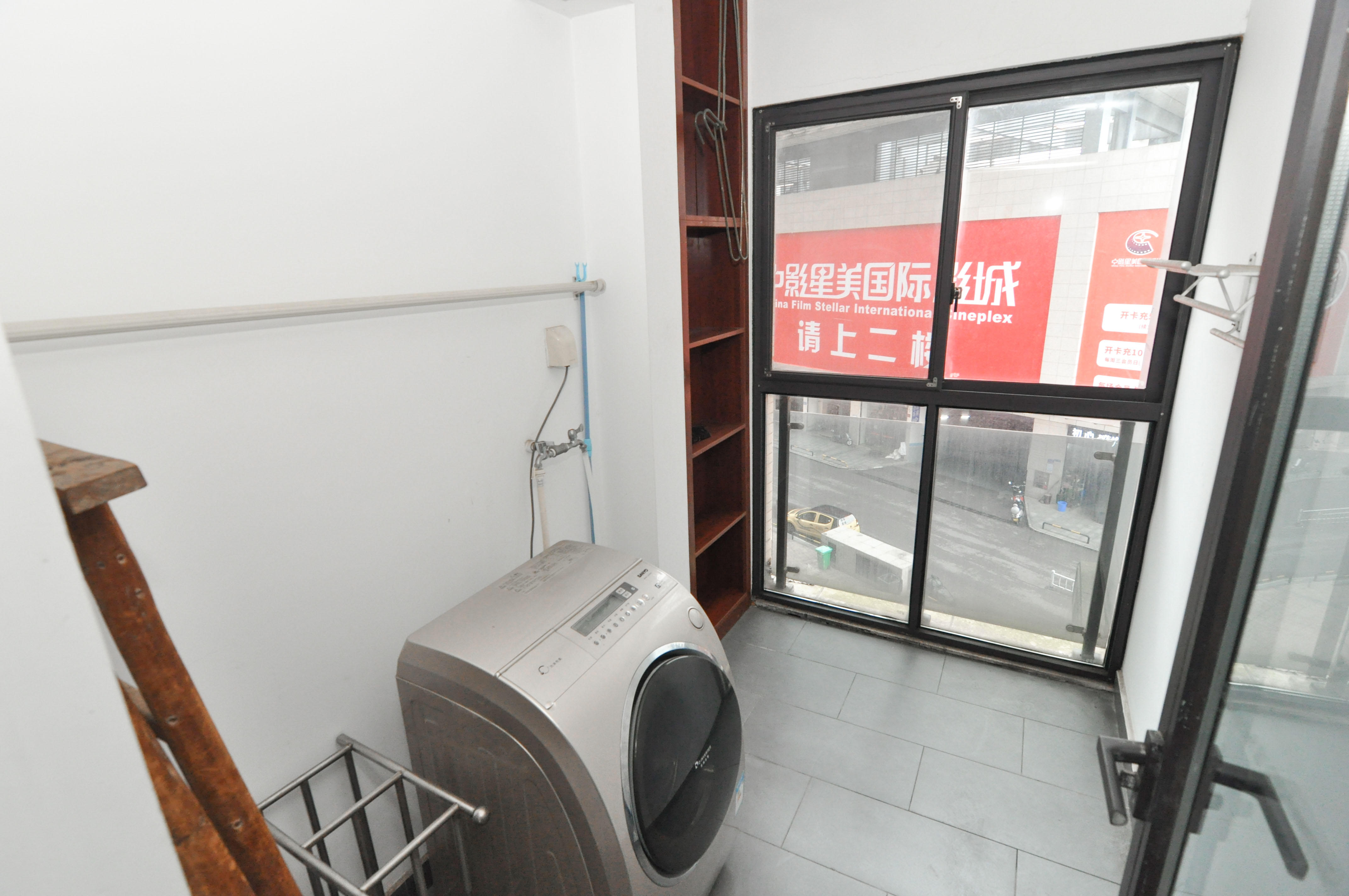 达美D6区  4室2厅2卫   150.00万其他