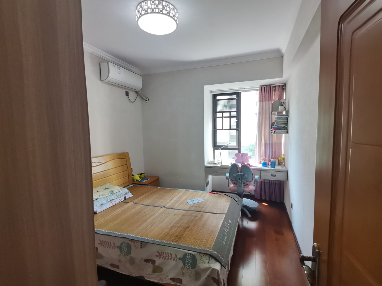 蓝溪谷  3室2厅2卫    69.8万 蓝溪谷  3室2厅2卫    69.8万室内图