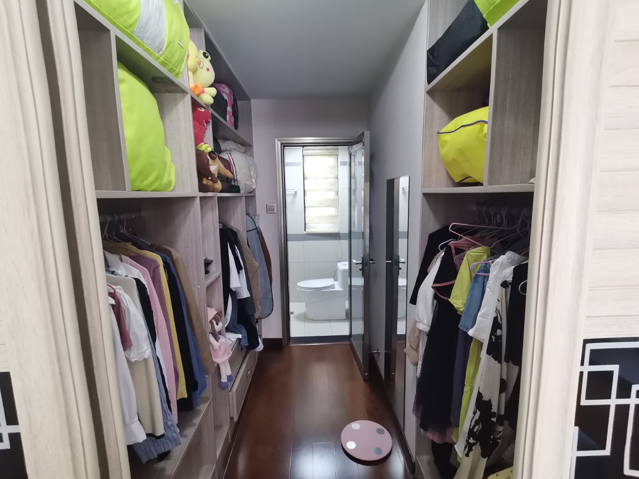 蓝溪谷  3室2厅2卫    69.8万 蓝溪谷  3室2厅2卫    69.8万室内图