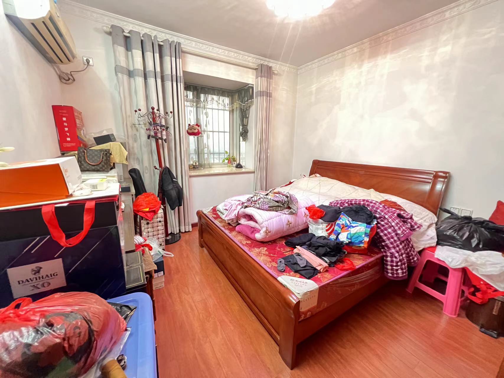 九天国际 4室2厅3卫 115.0万 九天国际 4室2厅3卫 115.0万室内图