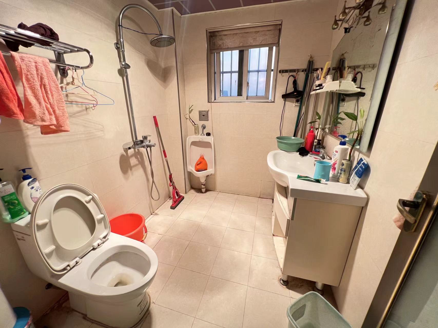 九天国际 4室2厅3卫 115.0万 九天国际 4室2厅3卫 115.0万室内图