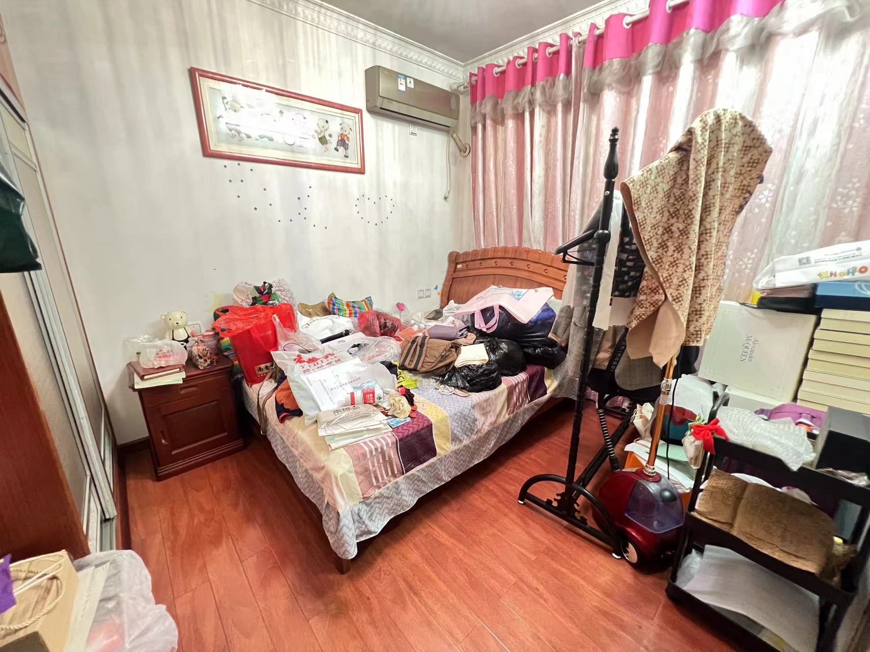 九天国际 4室2厅3卫 115.0万 九天国际 4室2厅3卫 115.0万室内图