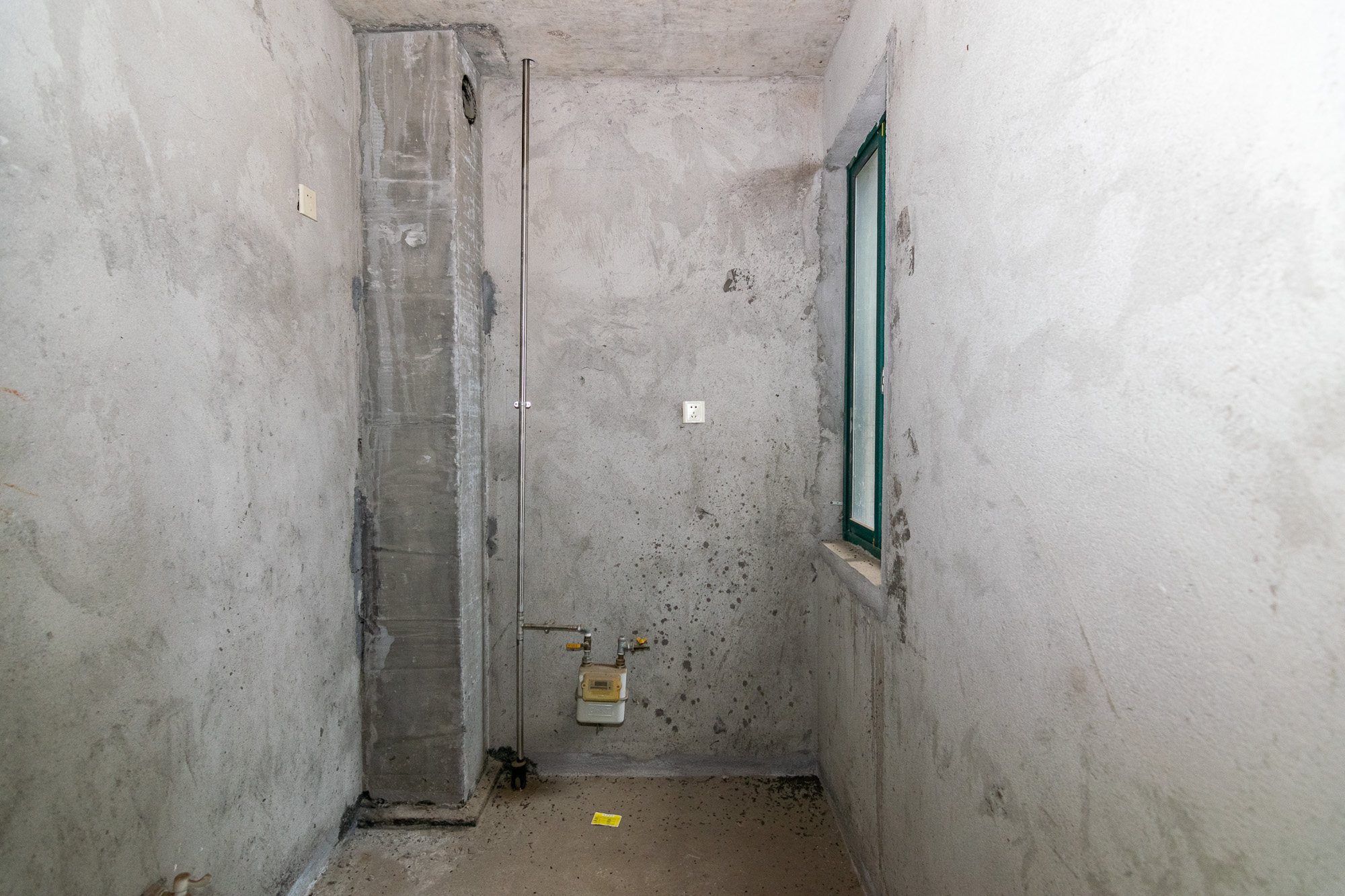 红建华府  2室2厅1卫    29.8万 红建华府  2室2厅1卫    29.8万厨房