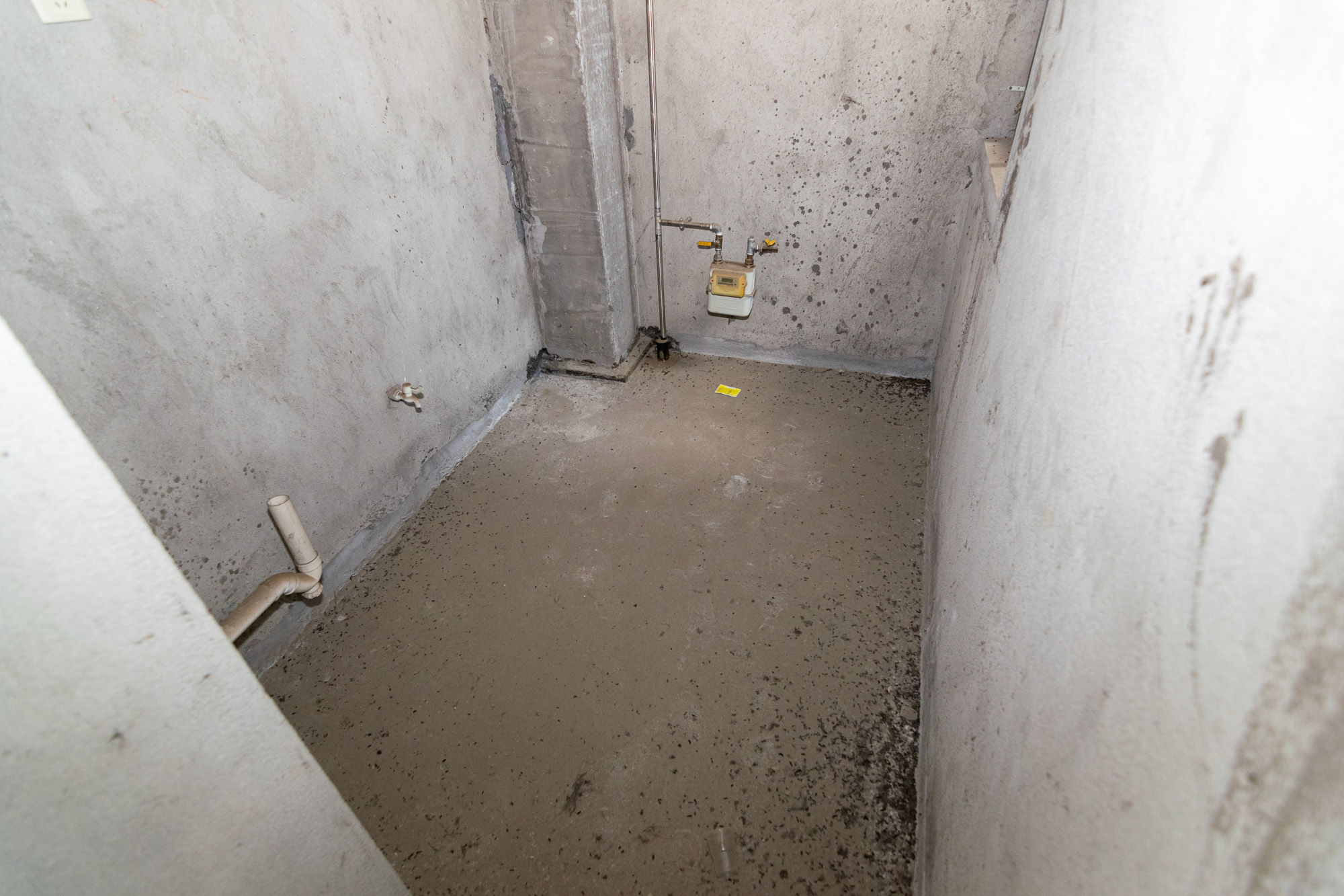 红建华府  2室2厅1卫    29.8万 红建华府  2室2厅1卫    29.8万厨房