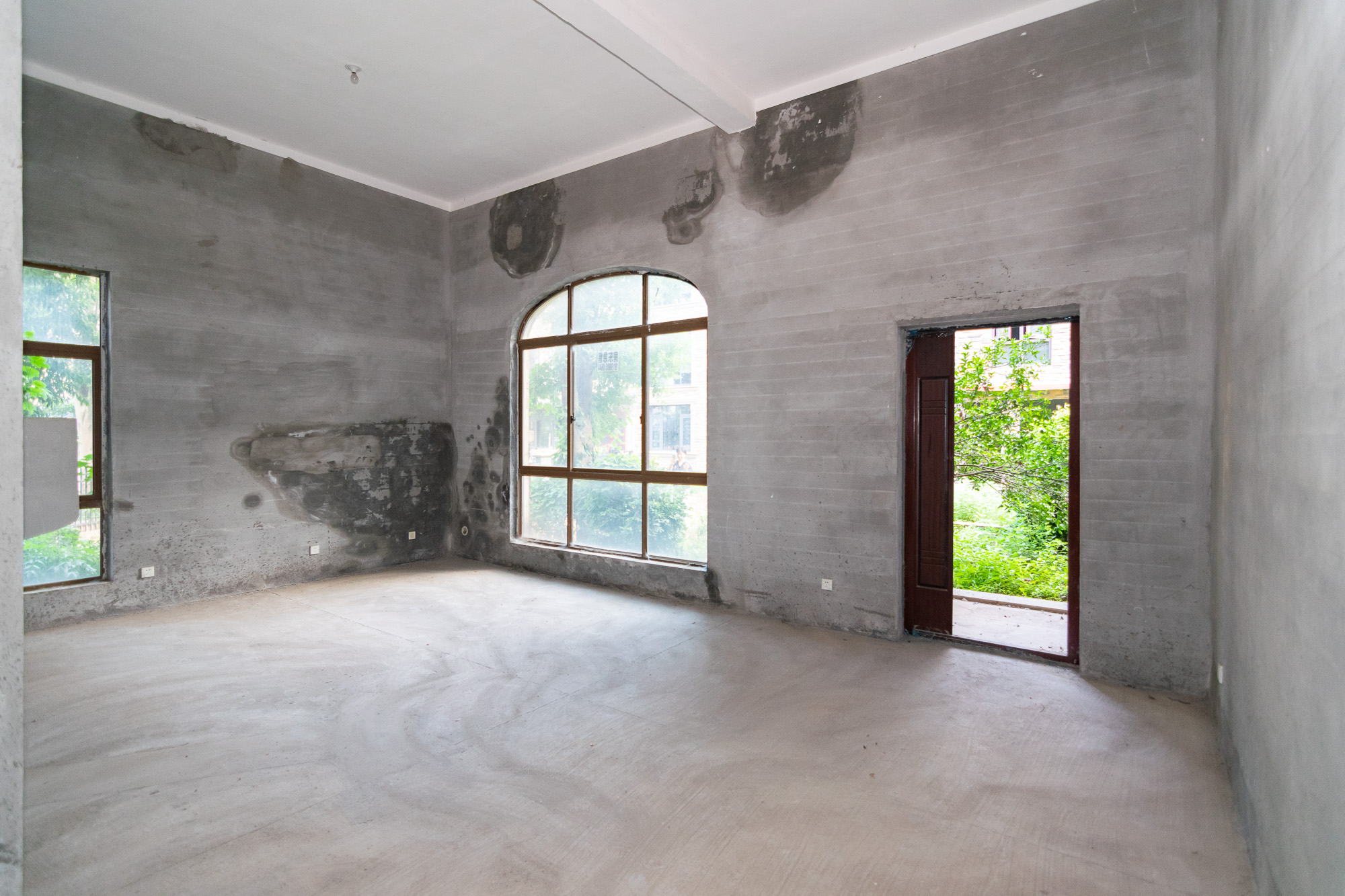 中新森林海  5室2厅3卫    235.0万 中新森林海  5室2厅3卫    235.0万