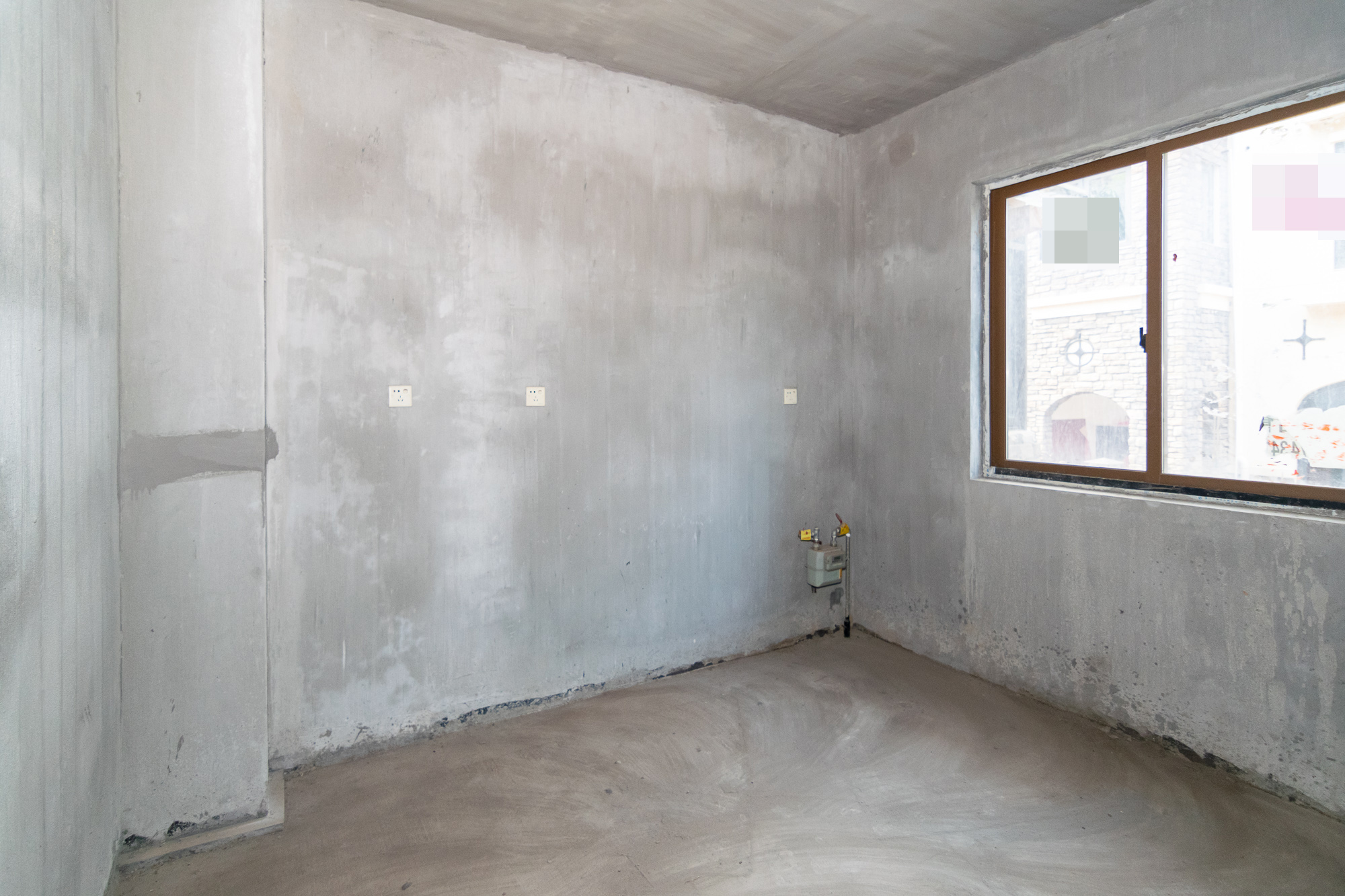 中新森林海  5室2厅3卫    235.0万 中新森林海  5室2厅3卫    235.0万厨房