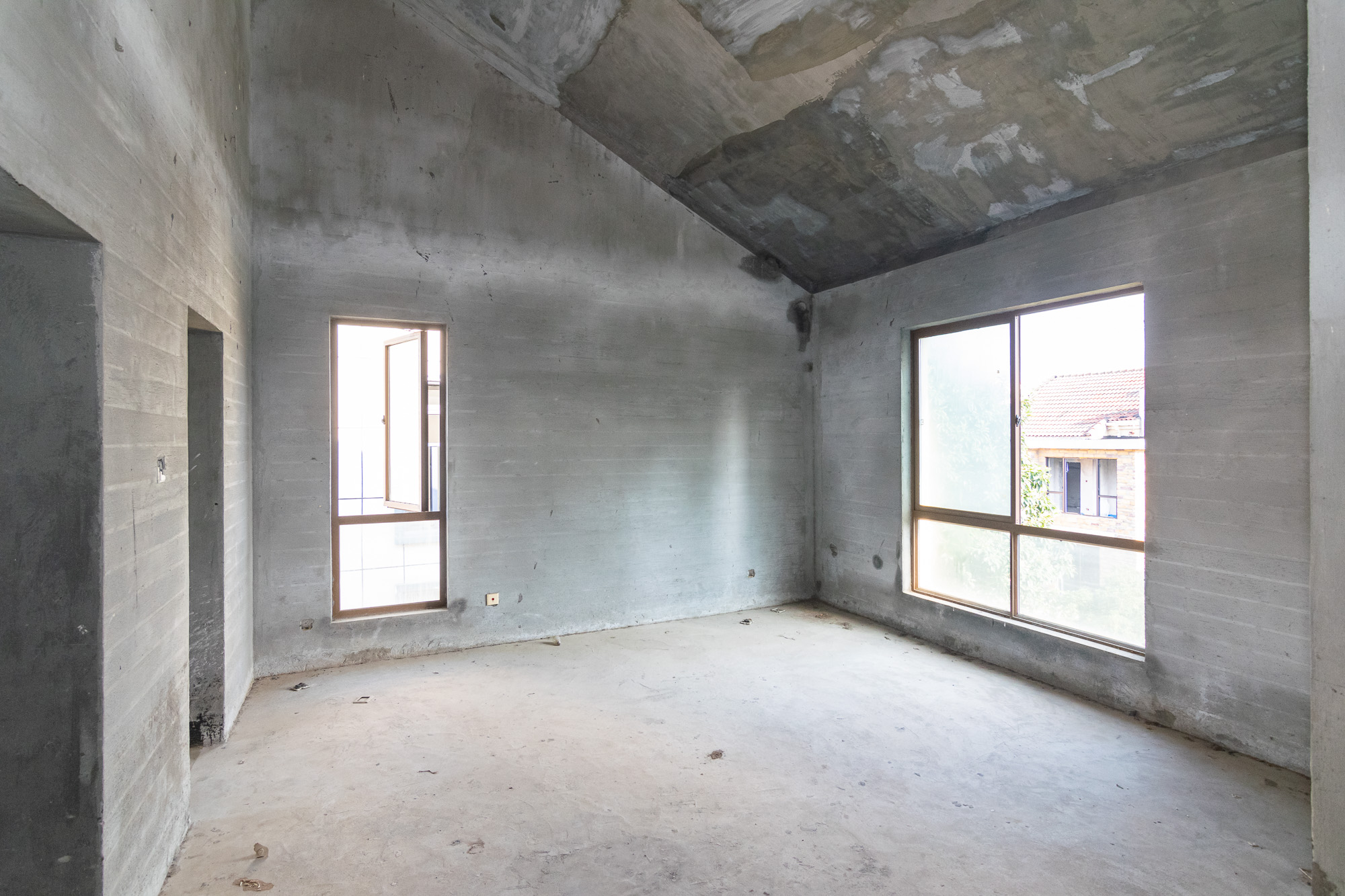 中新森林海  5室2厅3卫    230.0万 中新森林海  5室2厅3卫    230.0万卧室