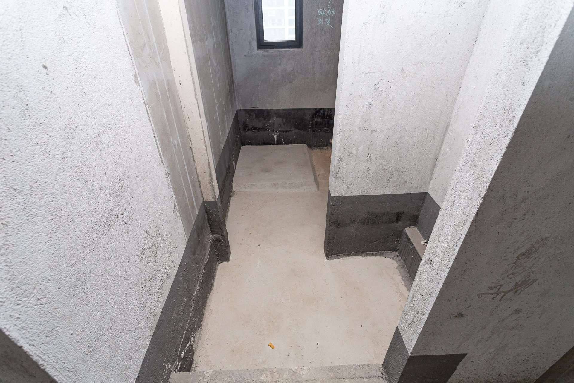 越秀湘江星汇城二期  4室2厅3卫    186.0万卫生间