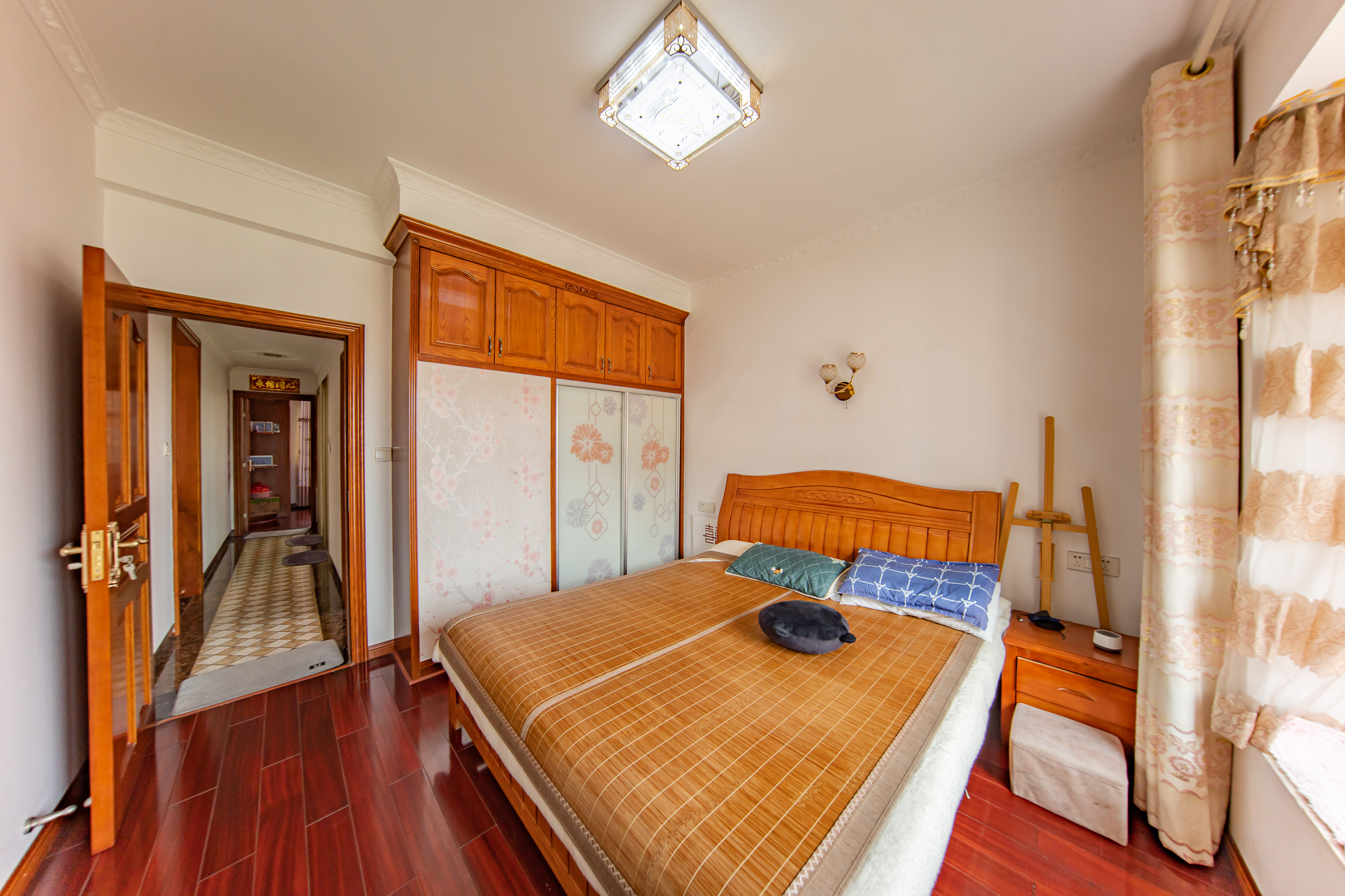 洋湖时代  1室1厅1卫    1800.0元/月 洋湖时代  1室1厅1卫    1800.0元/月户型图