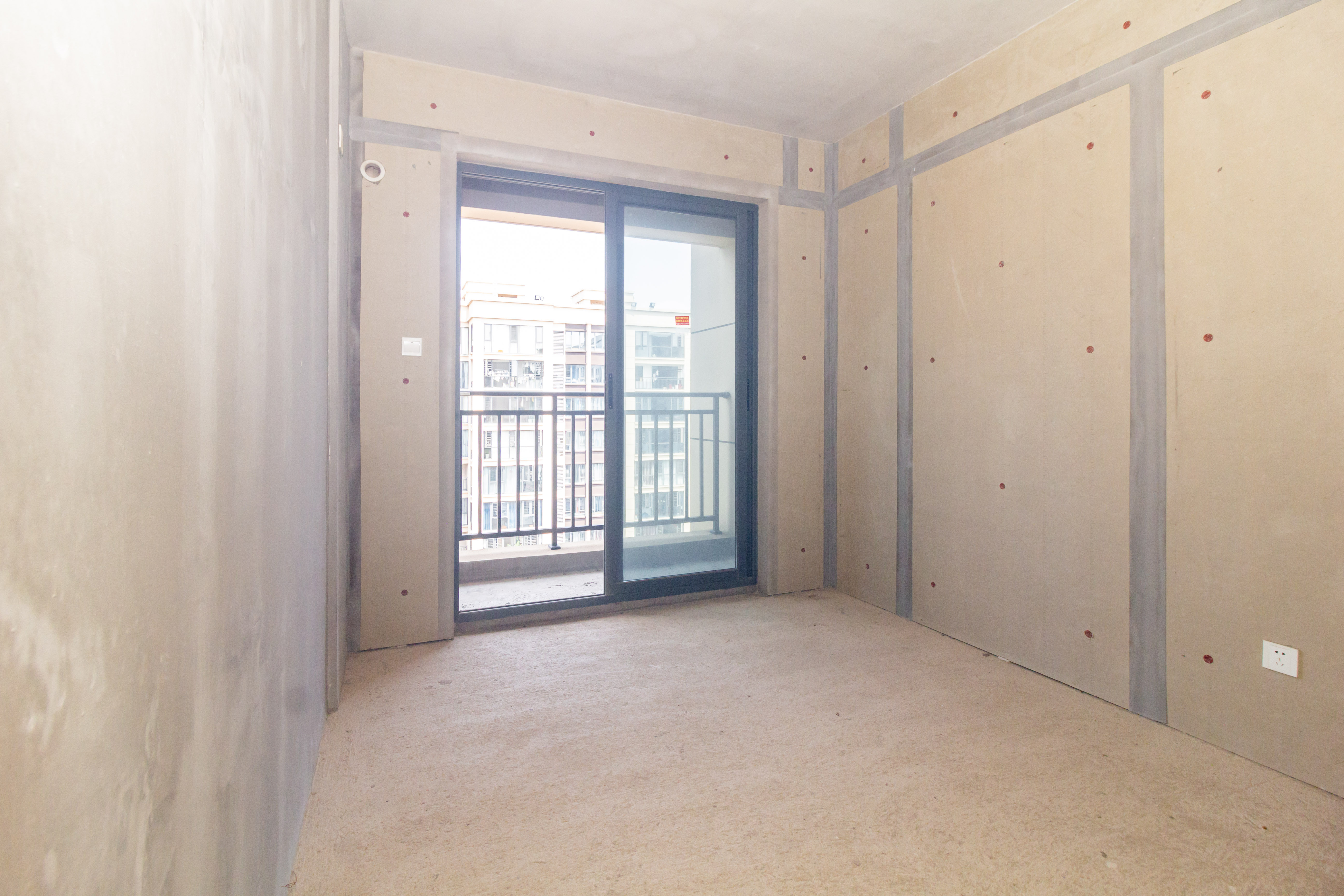 日盛湖湘花苑 3室2厅2卫 88.0万 日盛湖湘花苑 3室2厅2卫 88.0万卧室