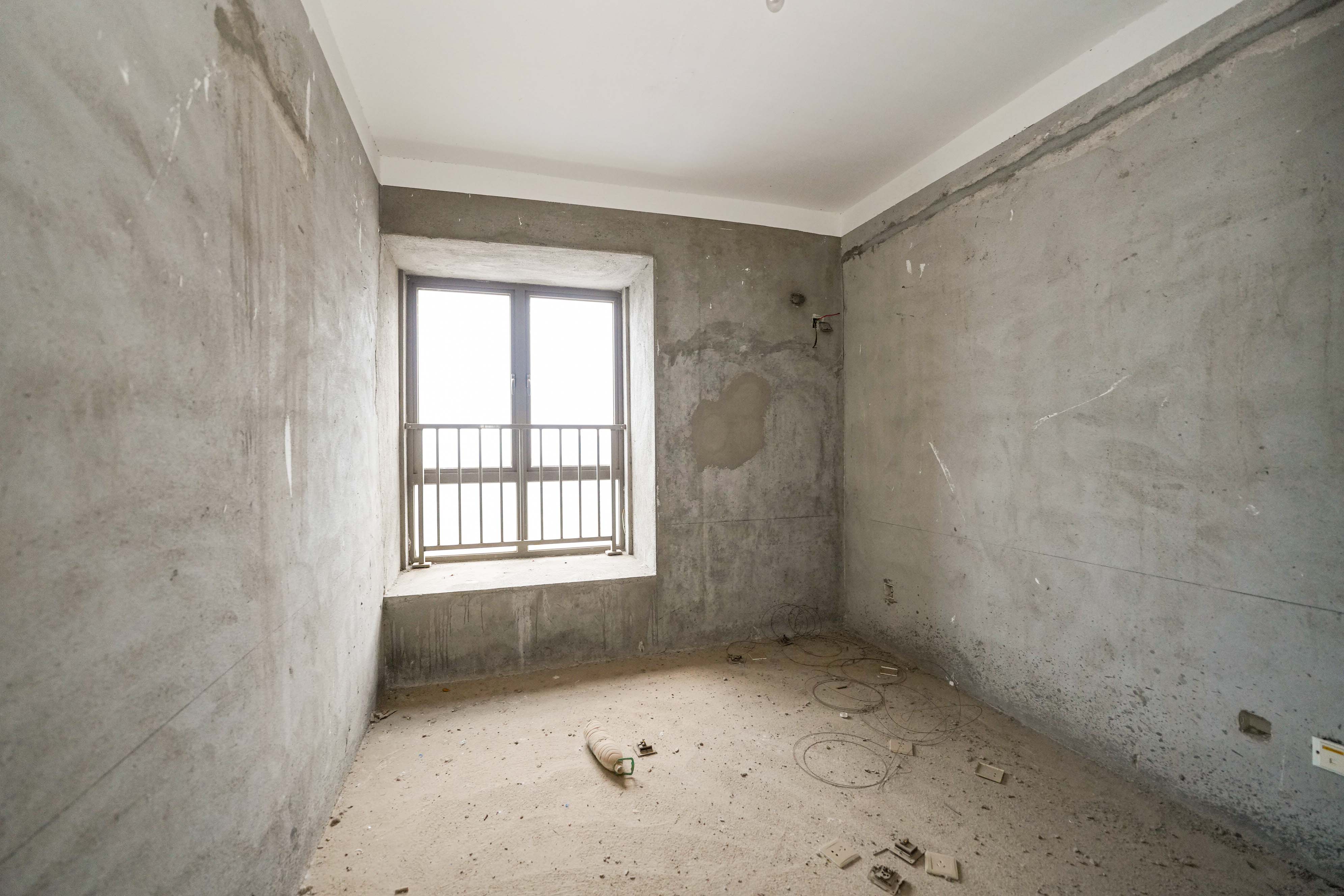 幸福庄园 5室2厅3卫 108.0万 幸福庄园 5室2厅3卫 108.0万卧室