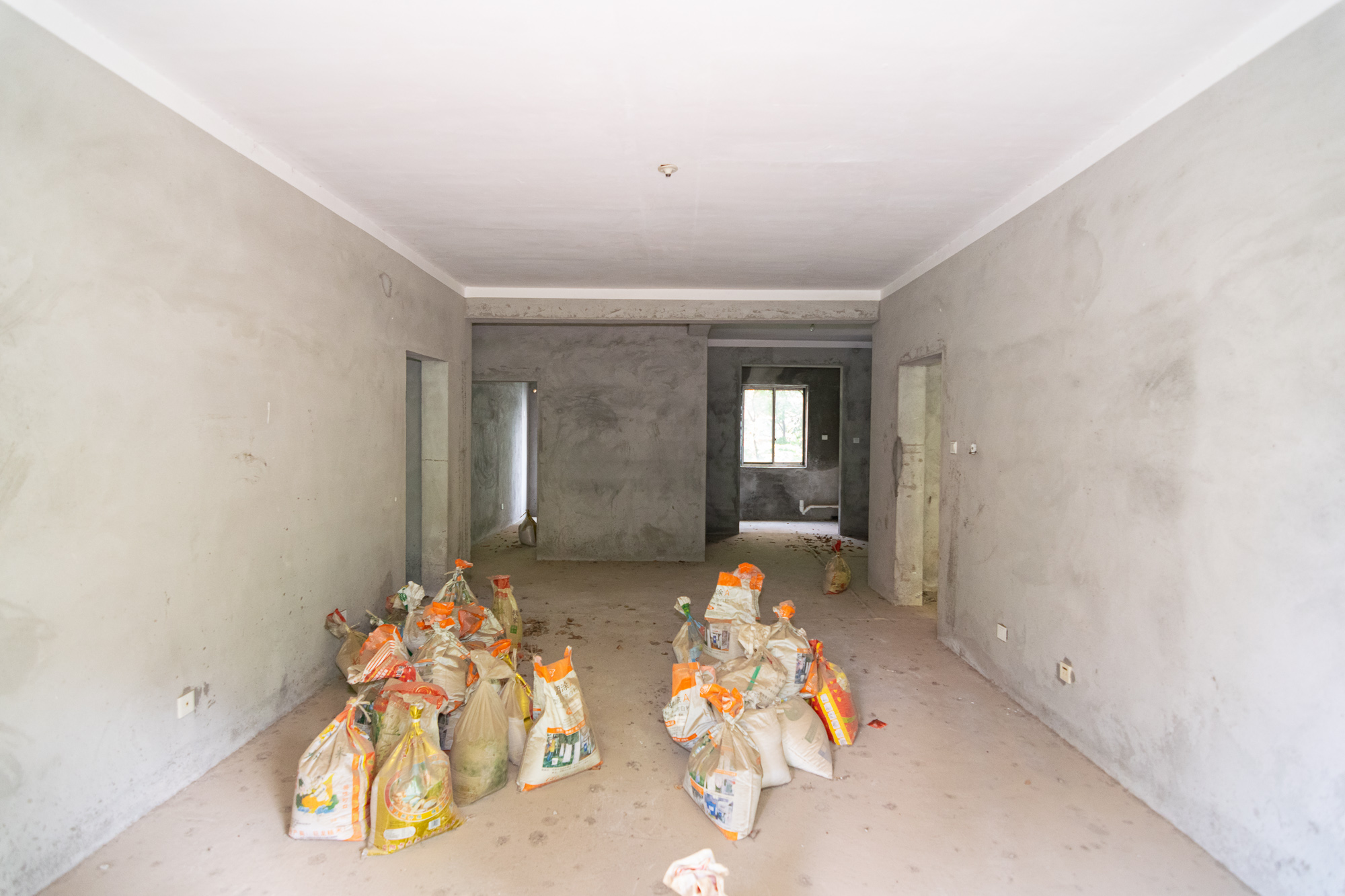 百合湖滨花园 3室2厅2卫 60.0万 百合湖滨花园 3室2厅2卫 60.0万客厅